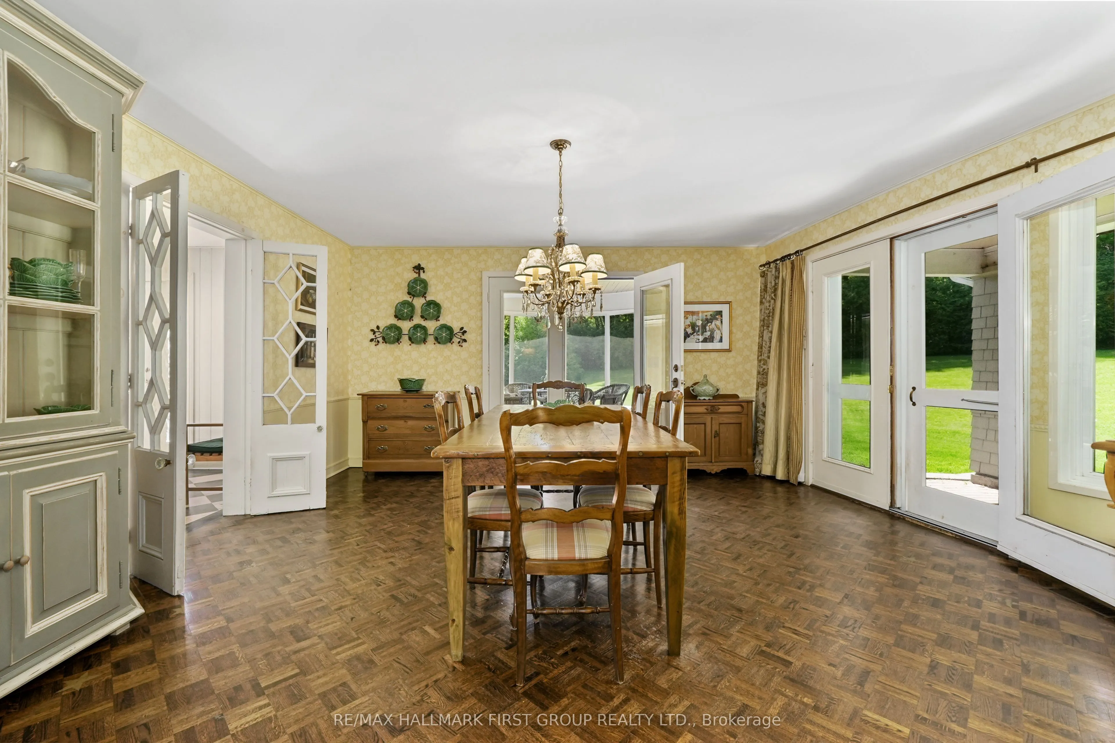 2904 Shelter Valley Road