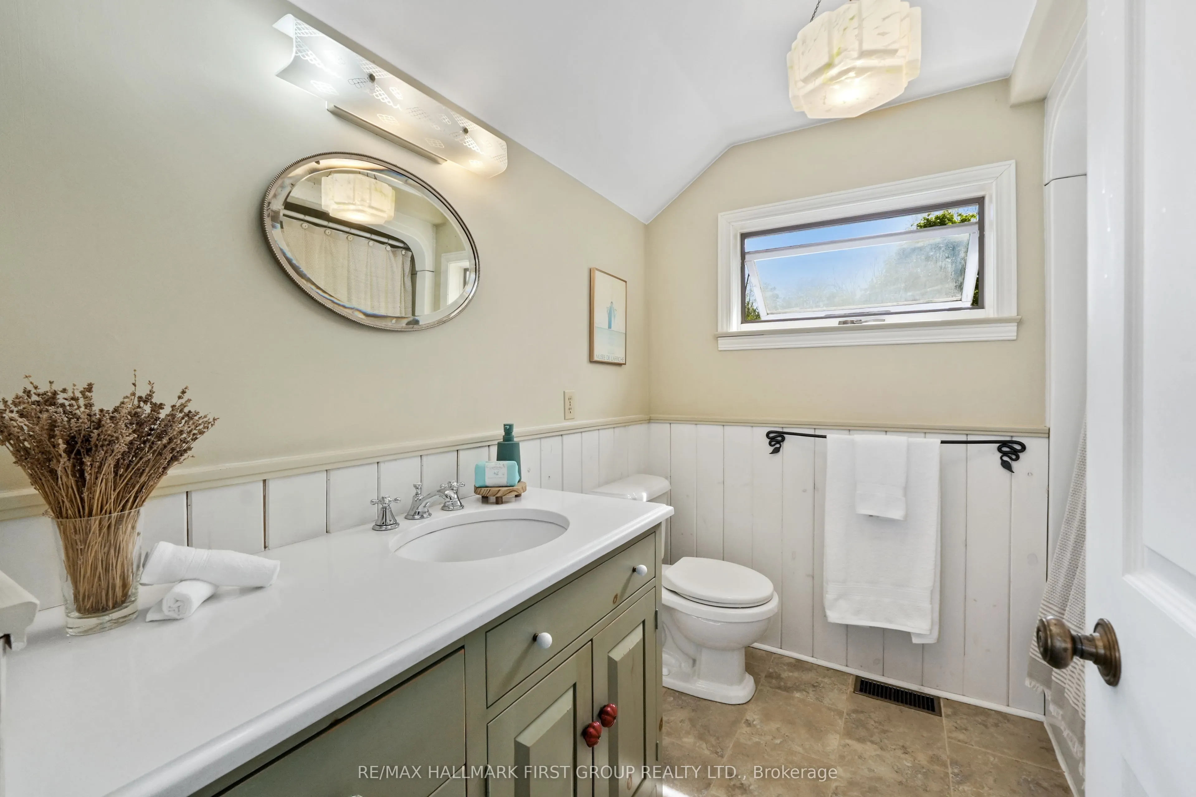 2904 Shelter Valley Road
