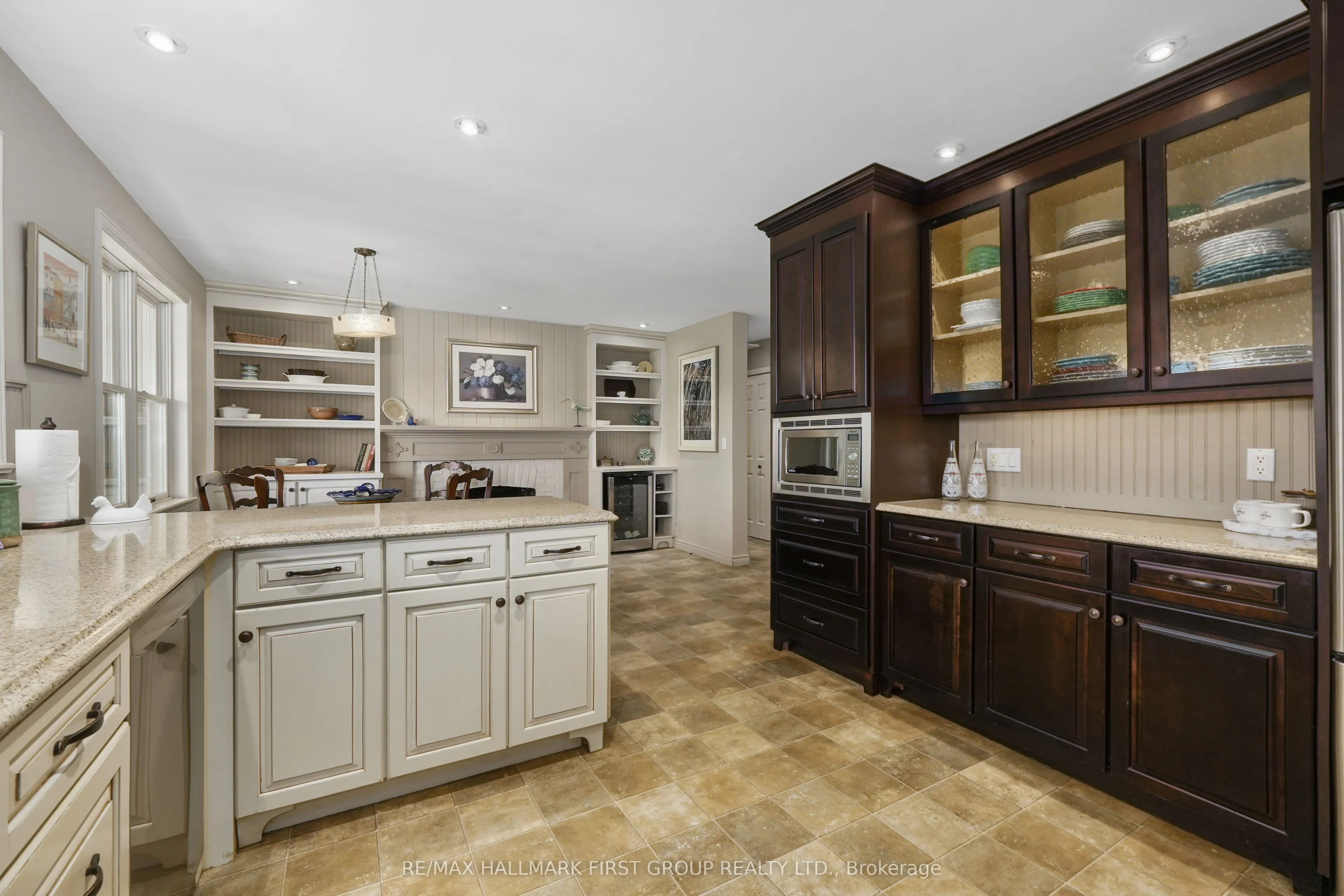 2904 Shelter Valley Road