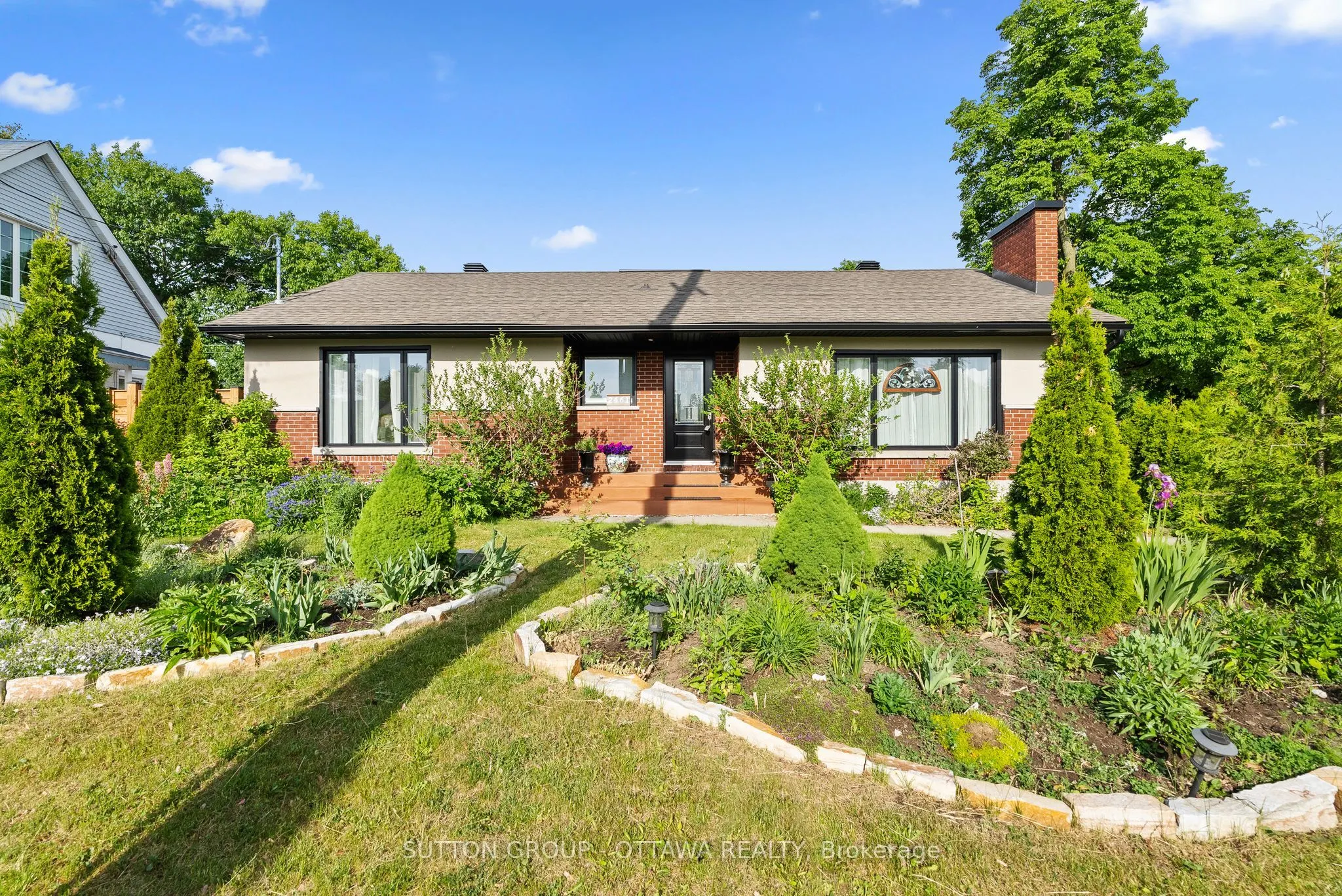 2461 Alta Vista Drive