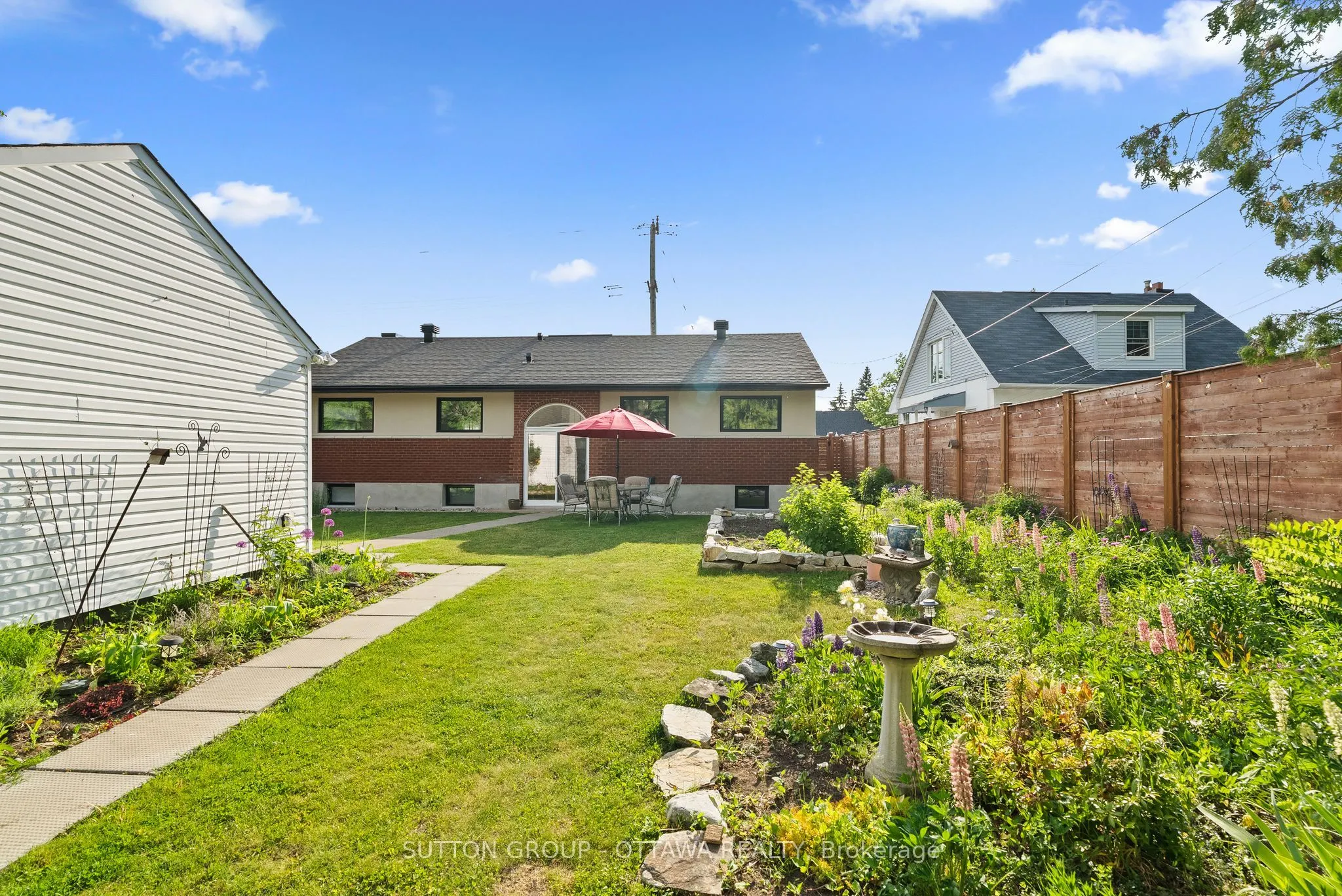 2461 Alta Vista Drive