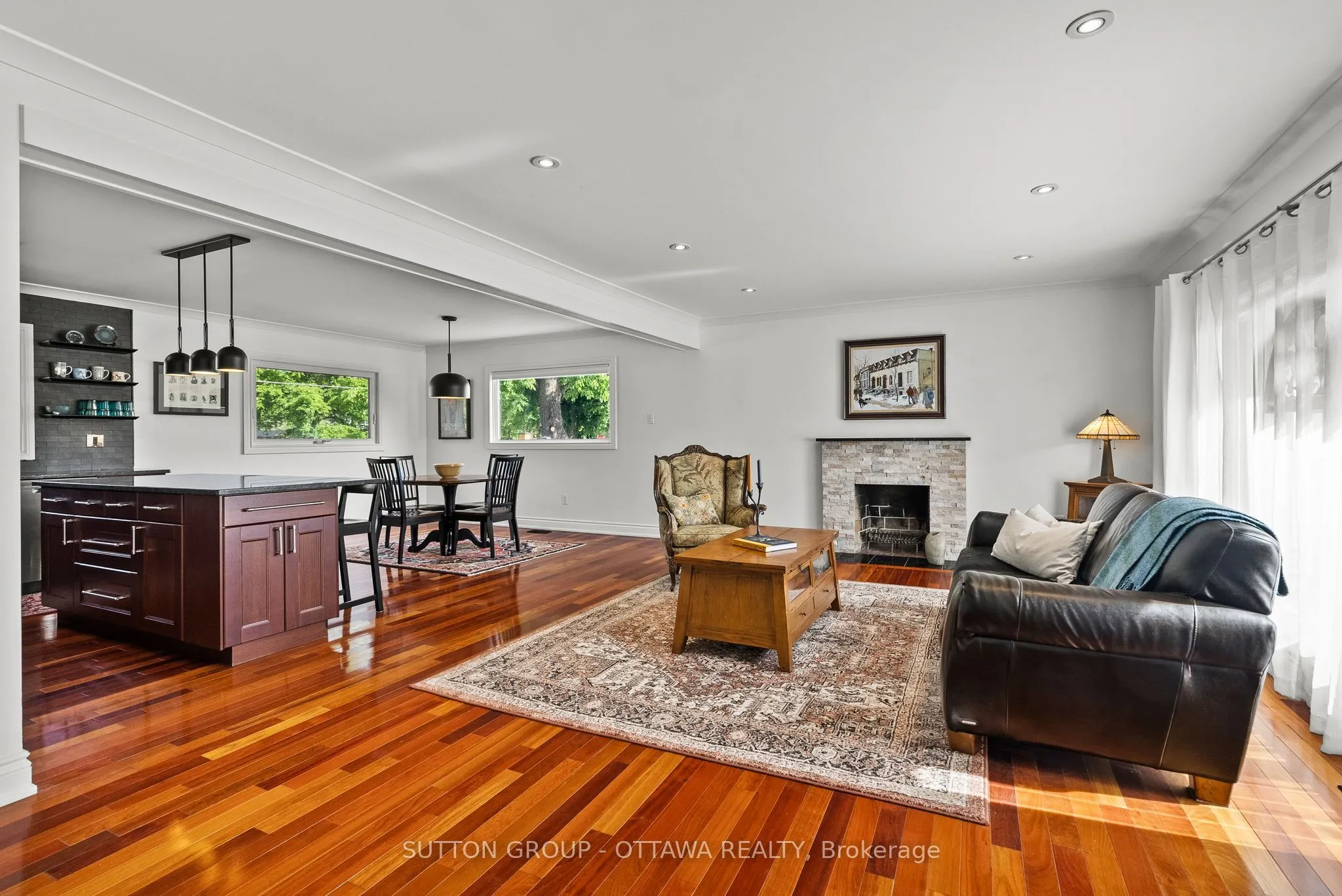 2461 Alta Vista Drive