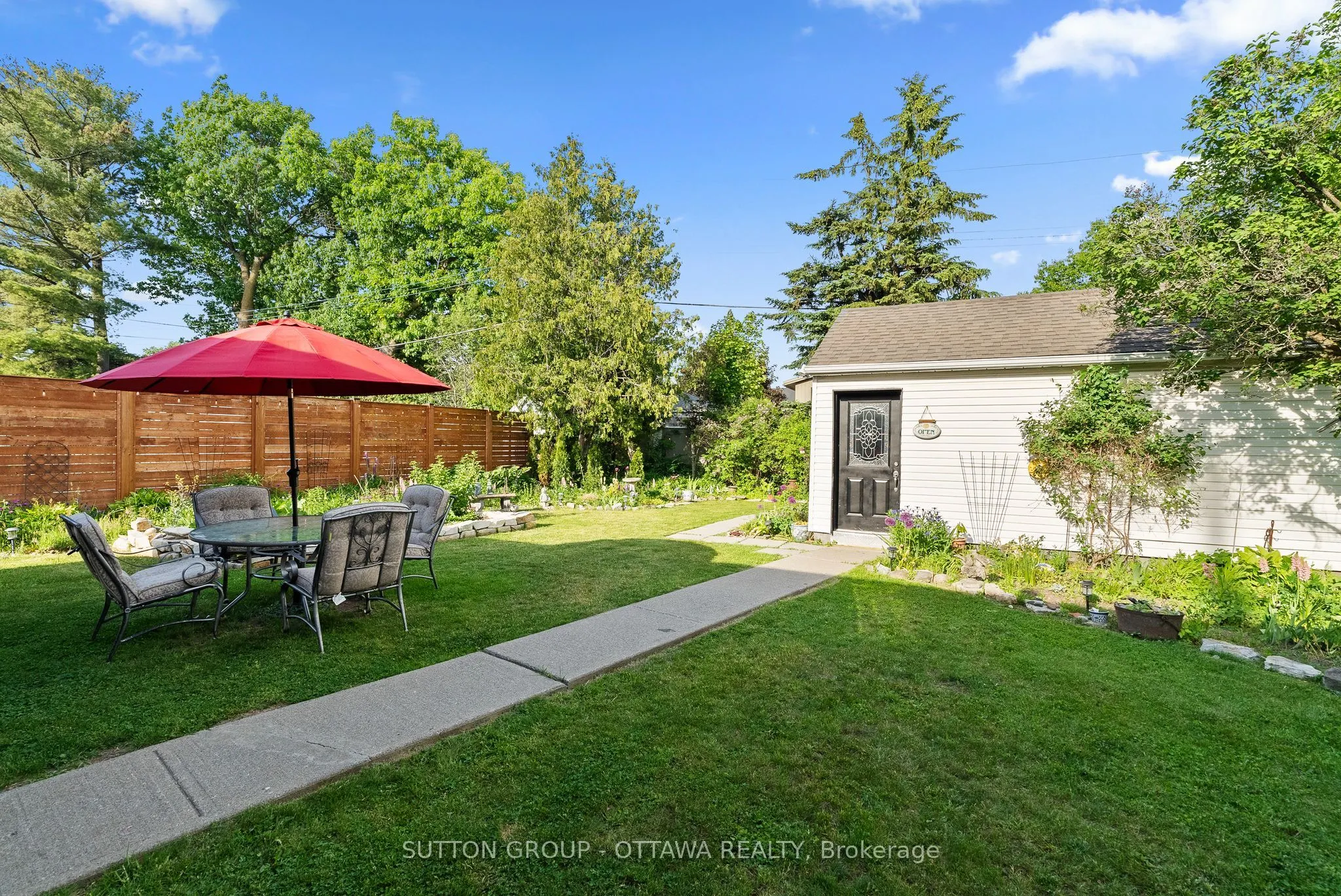 2461 Alta Vista Drive