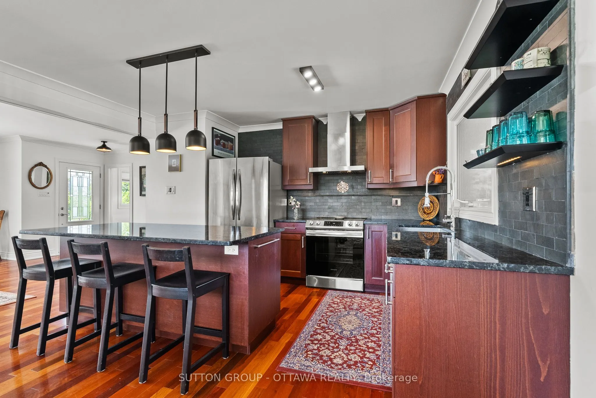 2461 Alta Vista Drive
