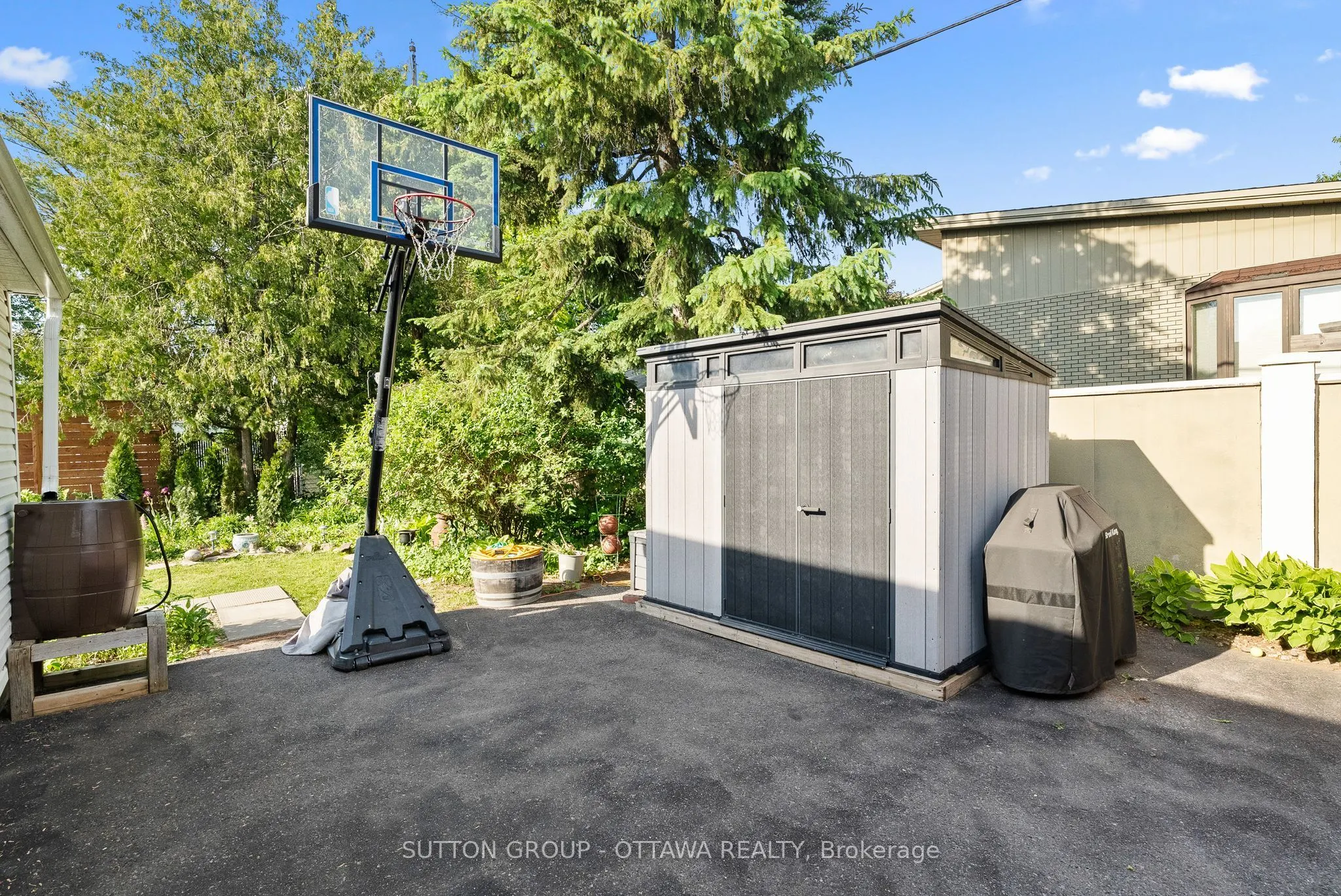 2461 Alta Vista Drive