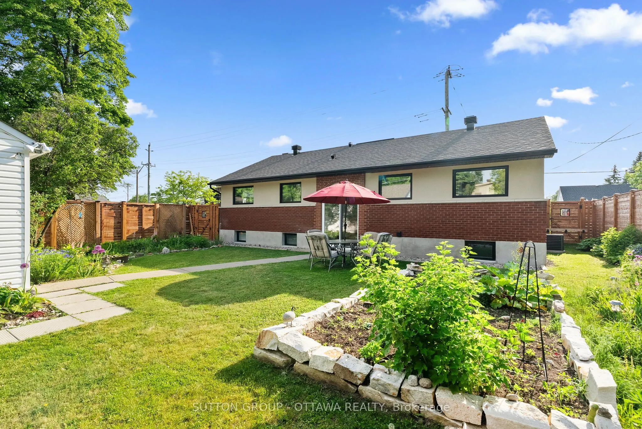 2461 Alta Vista Drive