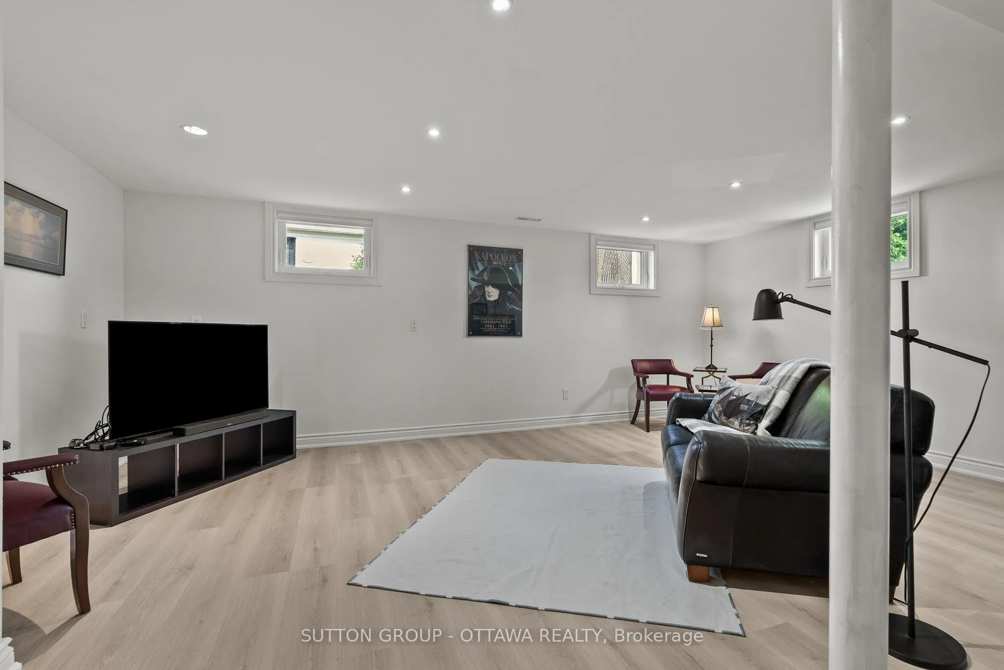 2461 Alta Vista Drive