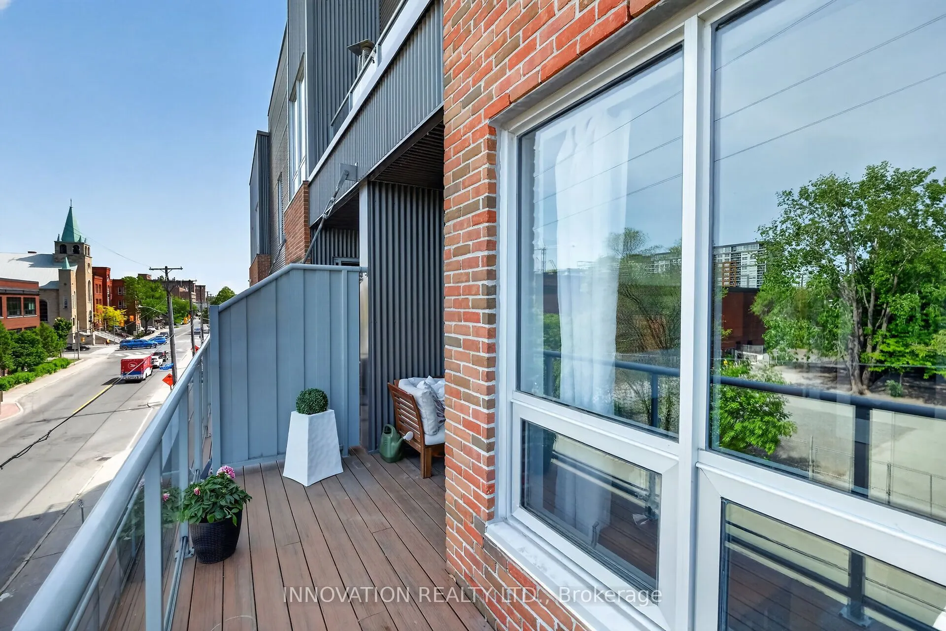 390 Booth Street #307