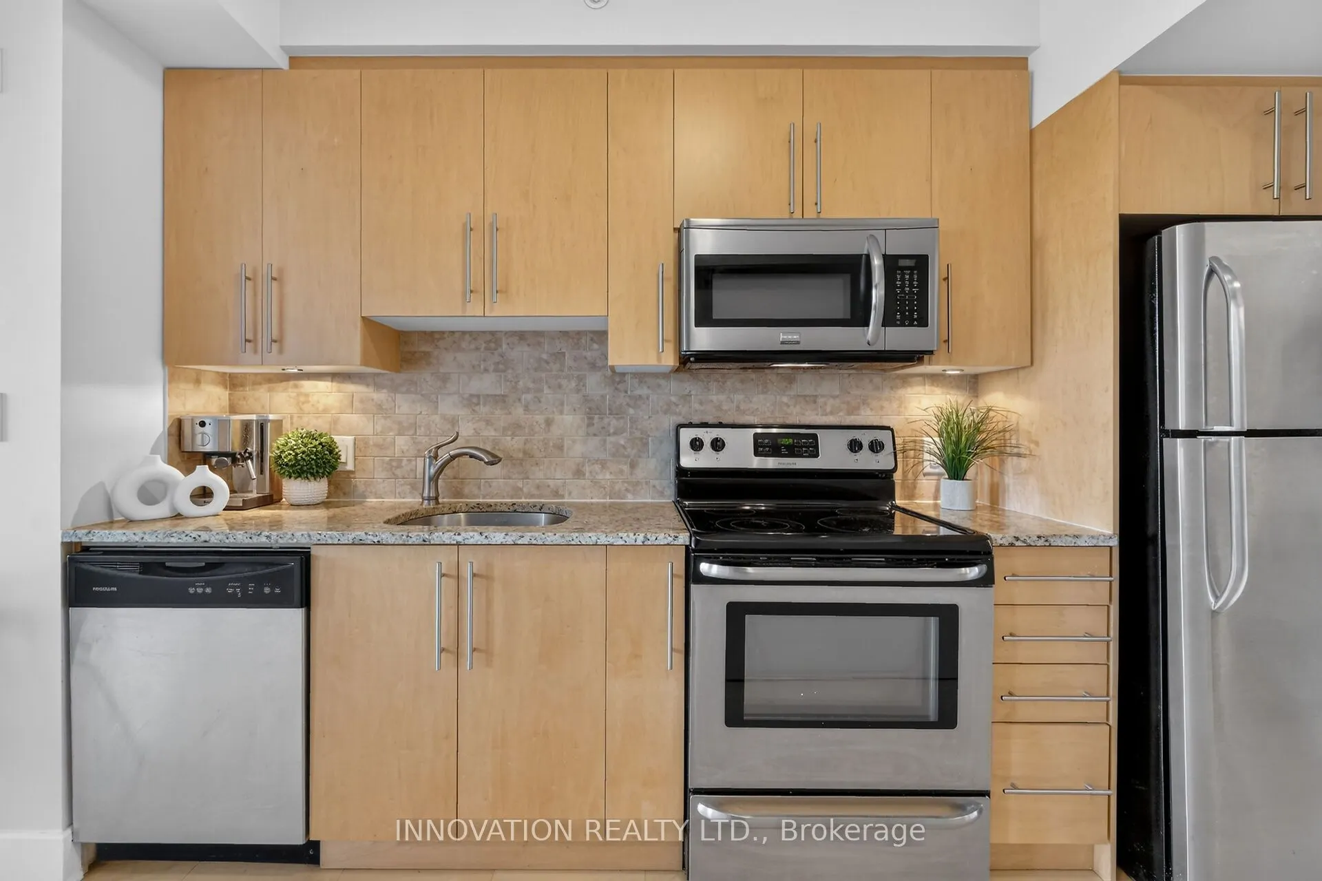 390 Booth Street #307
