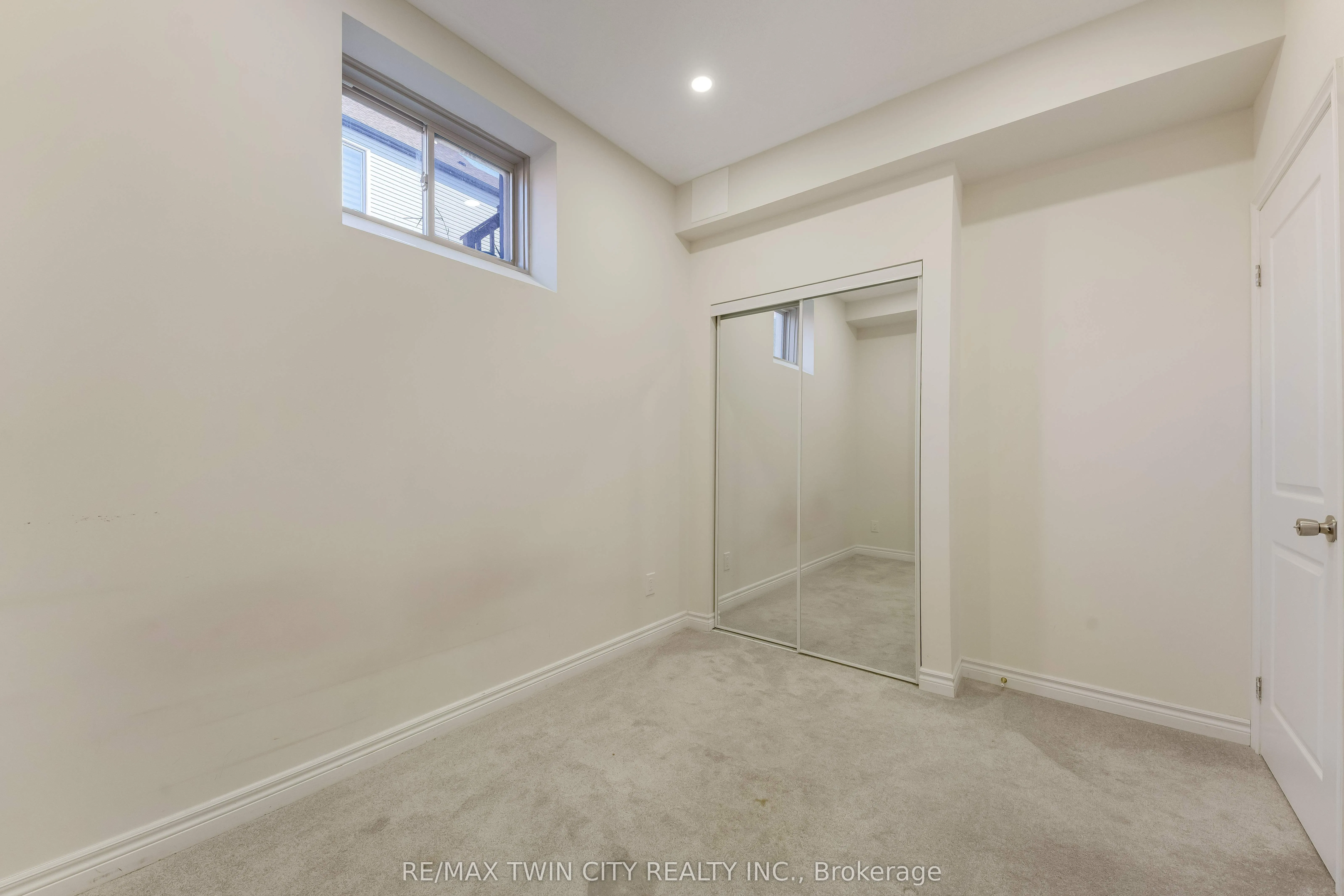 106 HALDIMAND Street