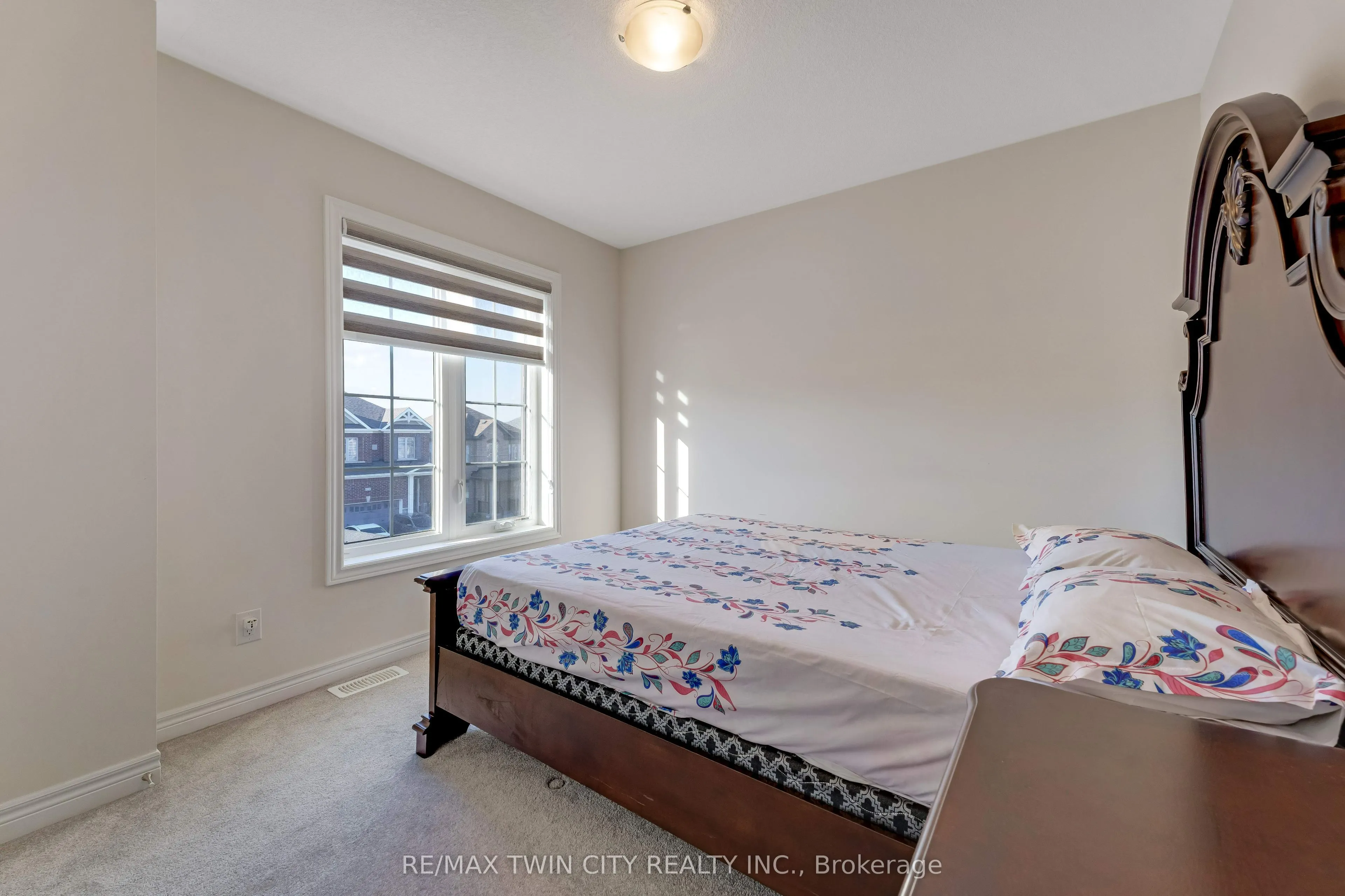 106 HALDIMAND Street