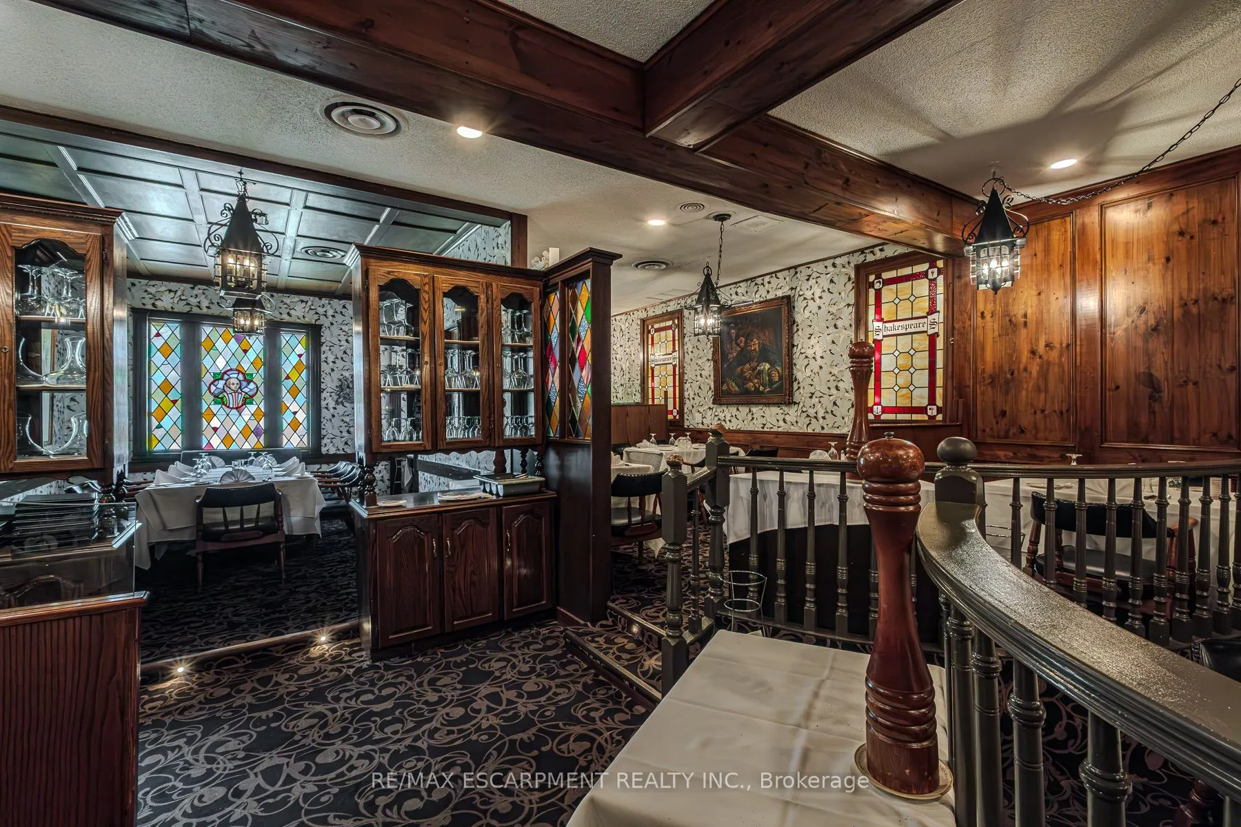 181 Main Street E