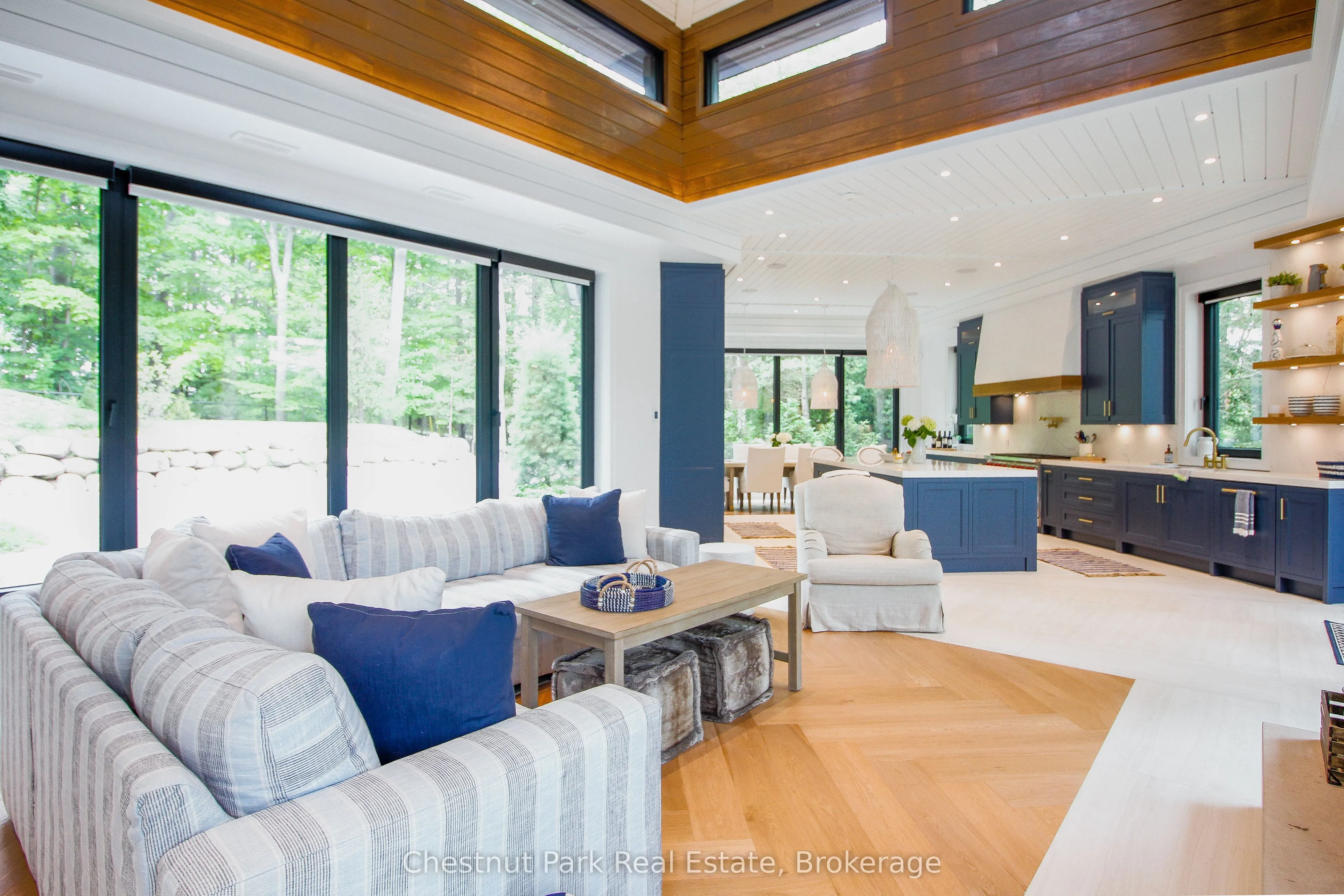 1158 Pine Needle Point Road