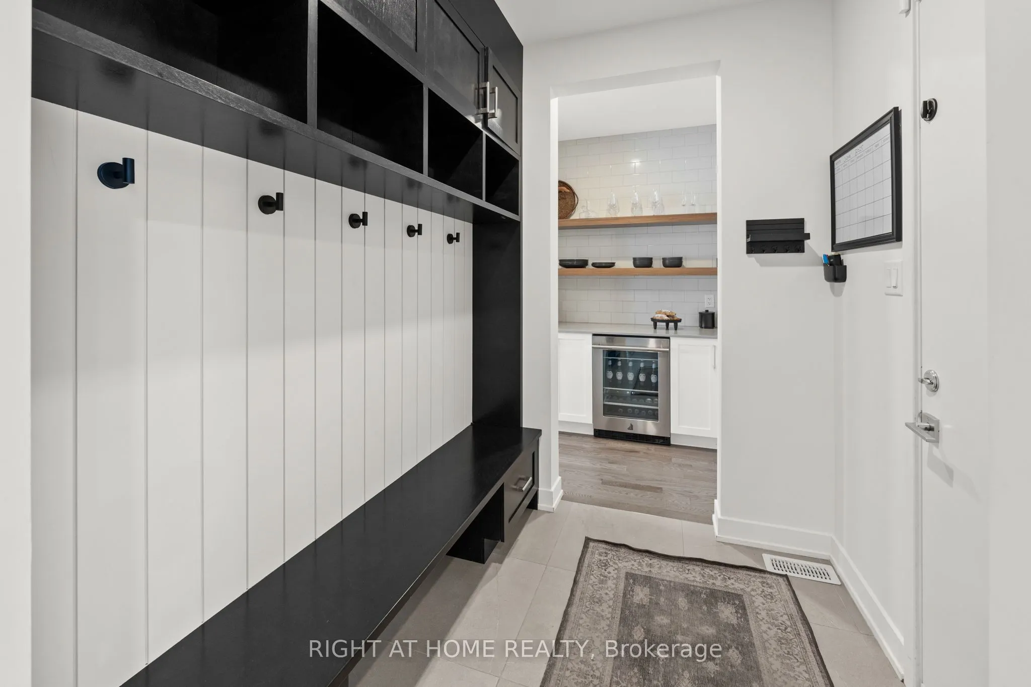 252 KETCHIKAN Crescent