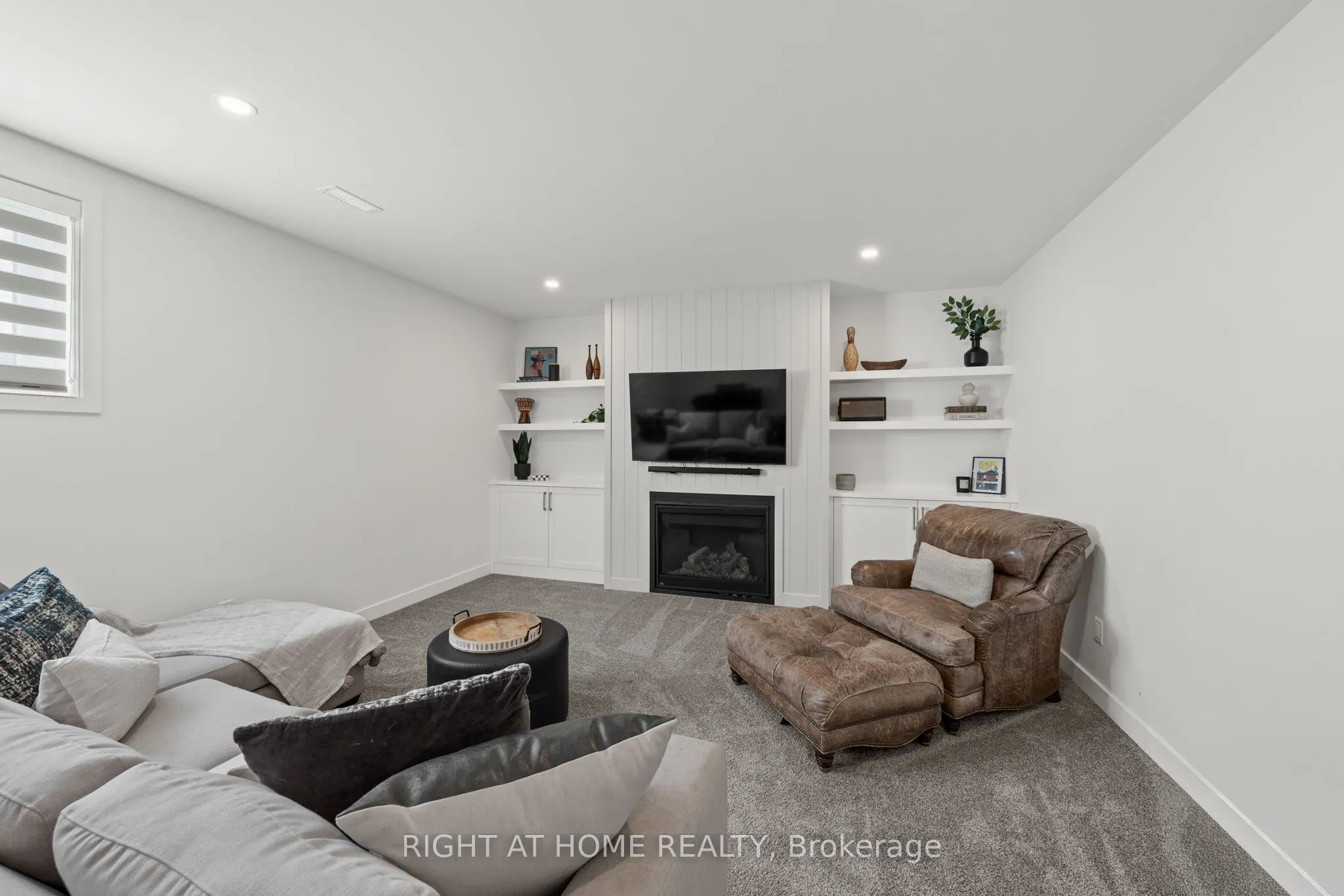 252 KETCHIKAN Crescent
