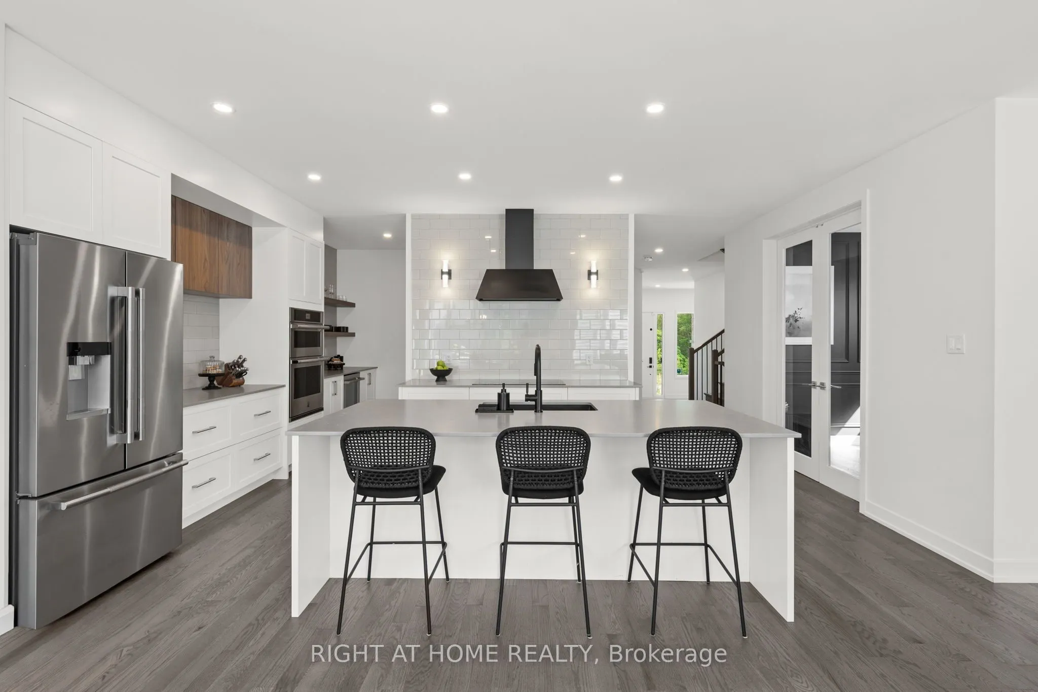 252 KETCHIKAN Crescent