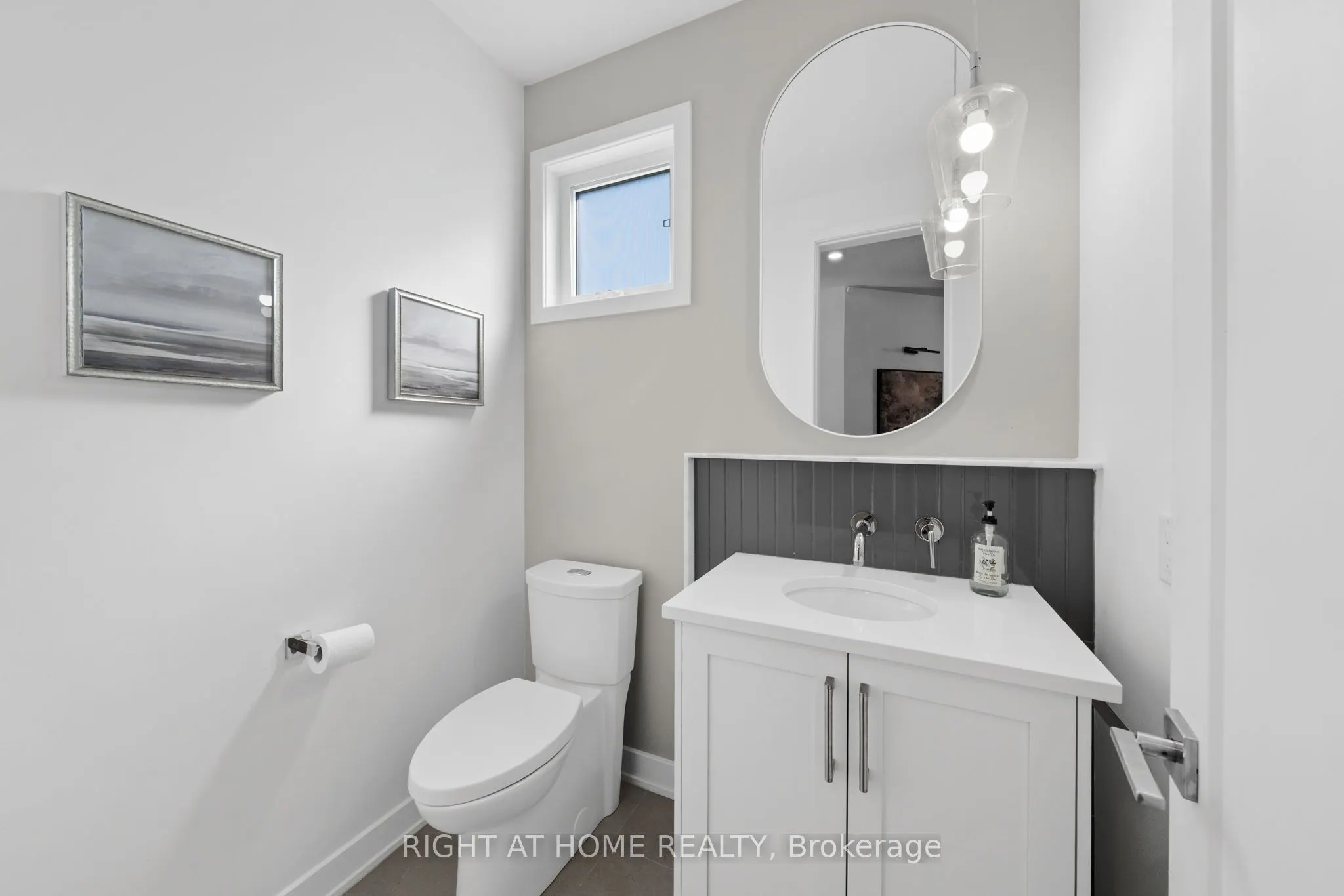 252 KETCHIKAN Crescent