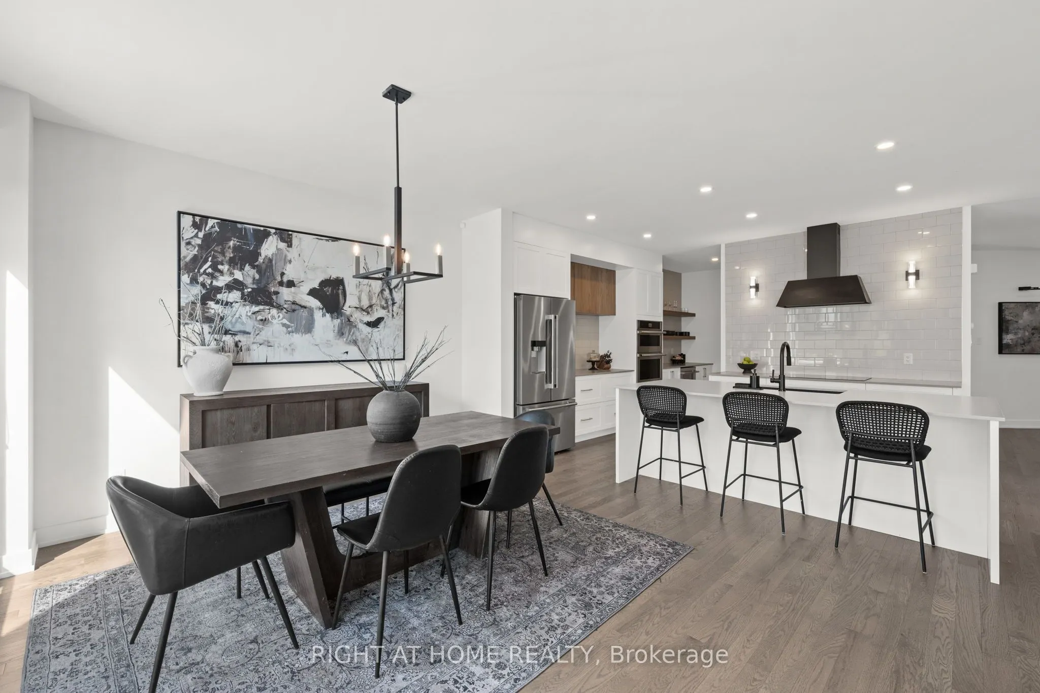 252 KETCHIKAN Crescent