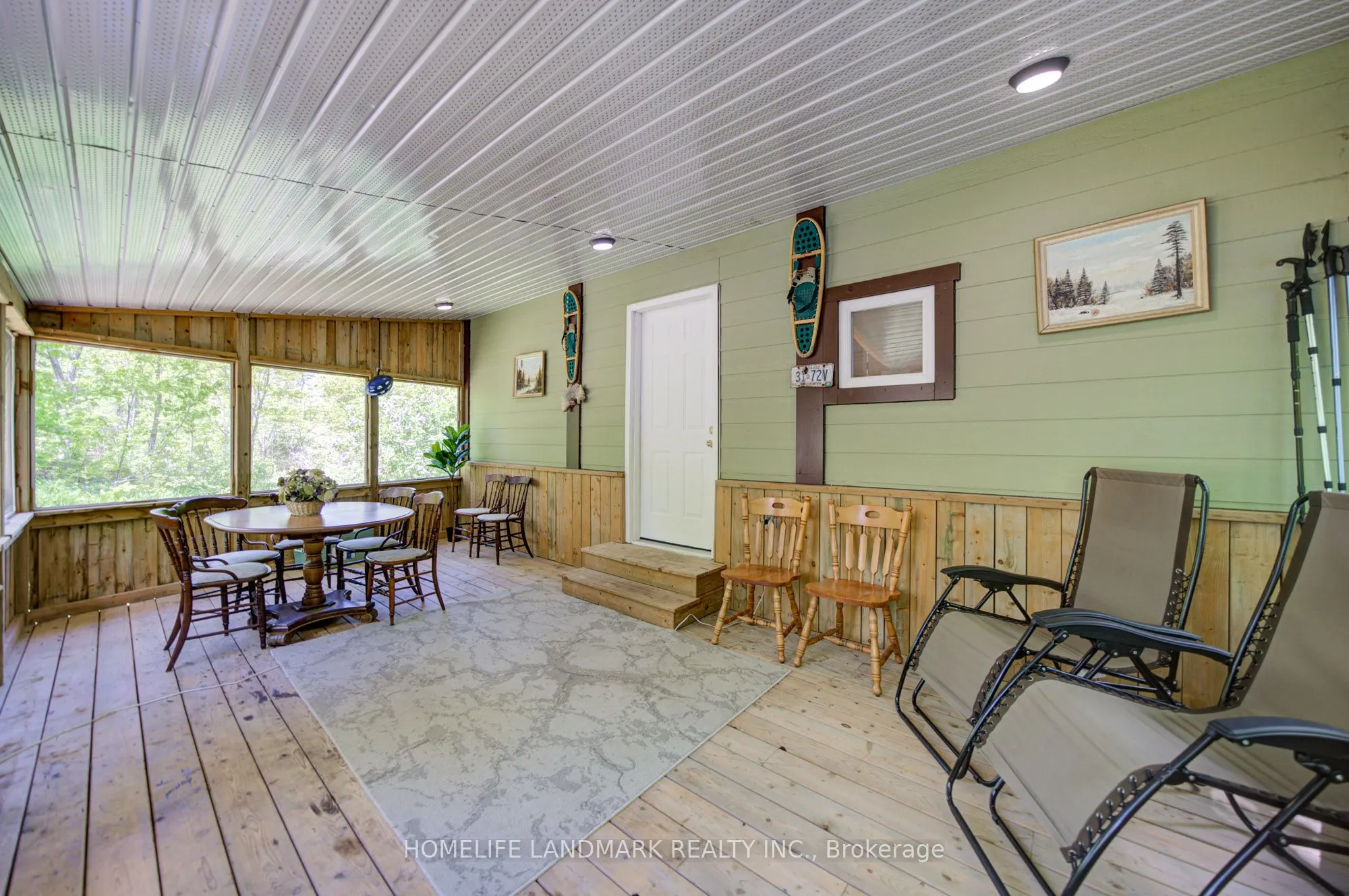 433 WHITES FALLS Road