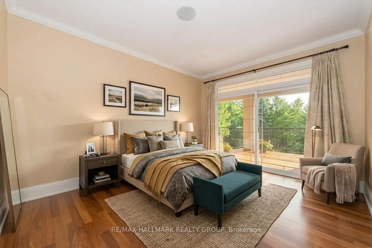 5800 Queenscourt Crescent