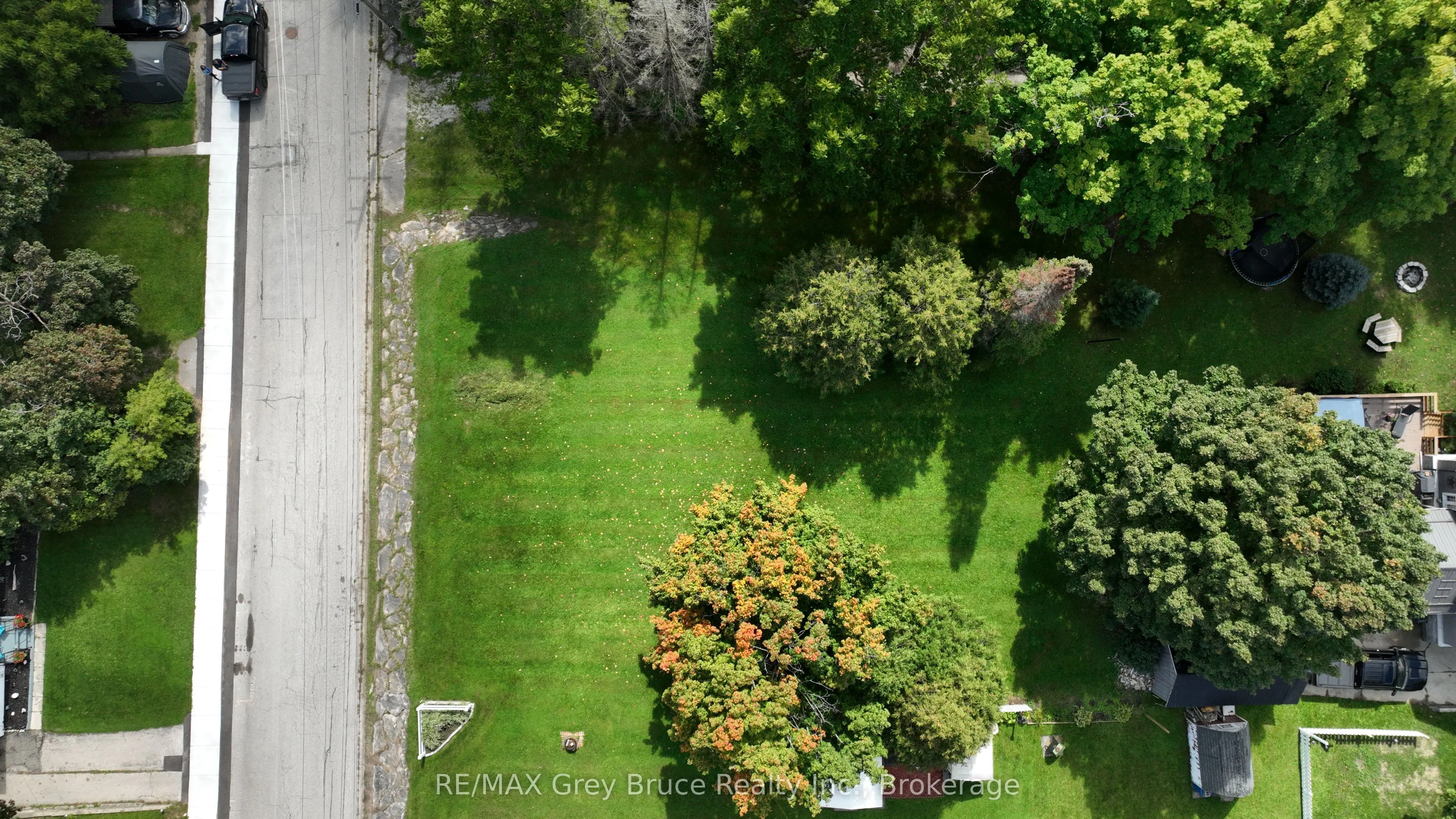 PT LOT 2 2ND Avenue
