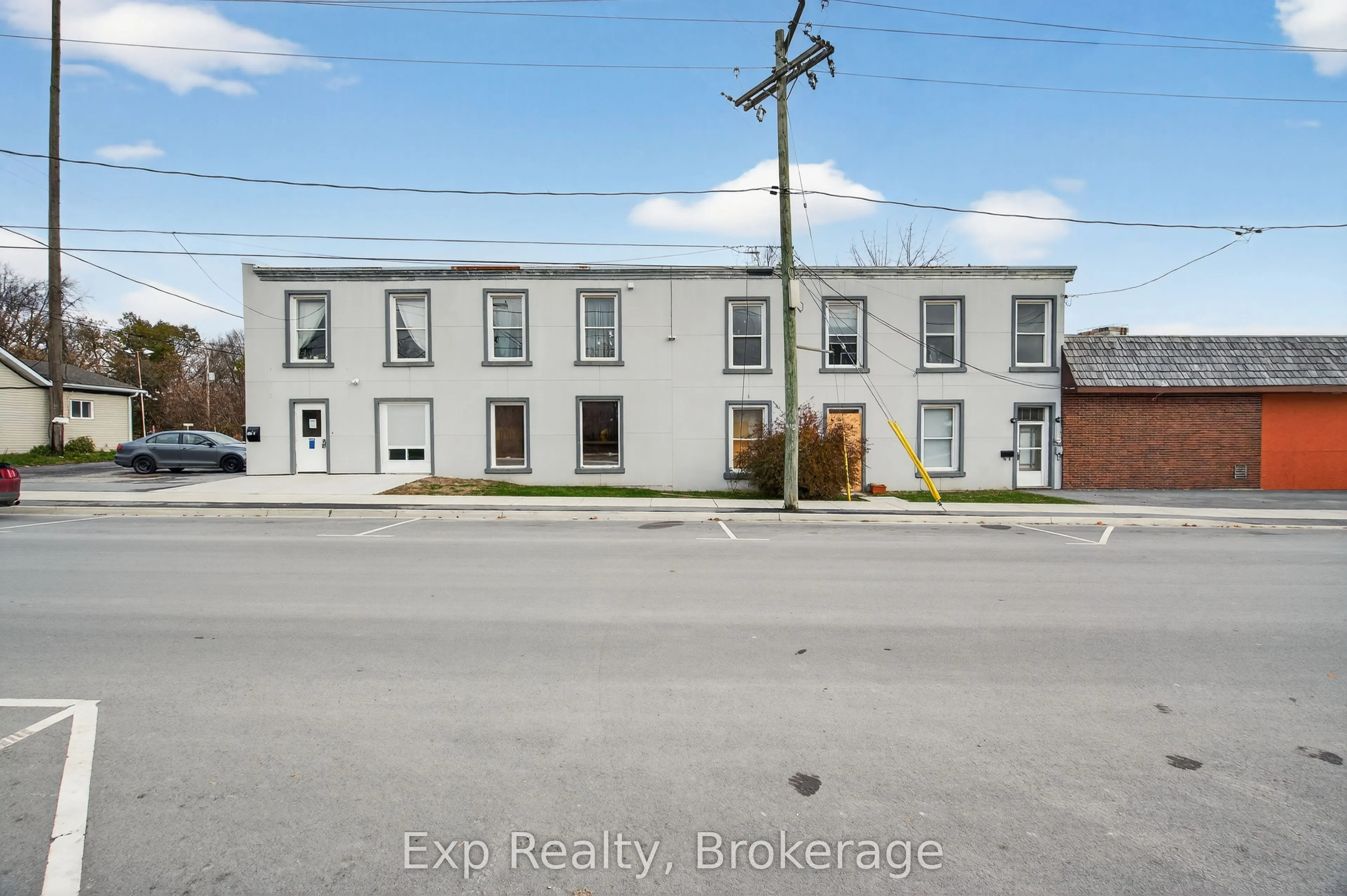 113 East Street E