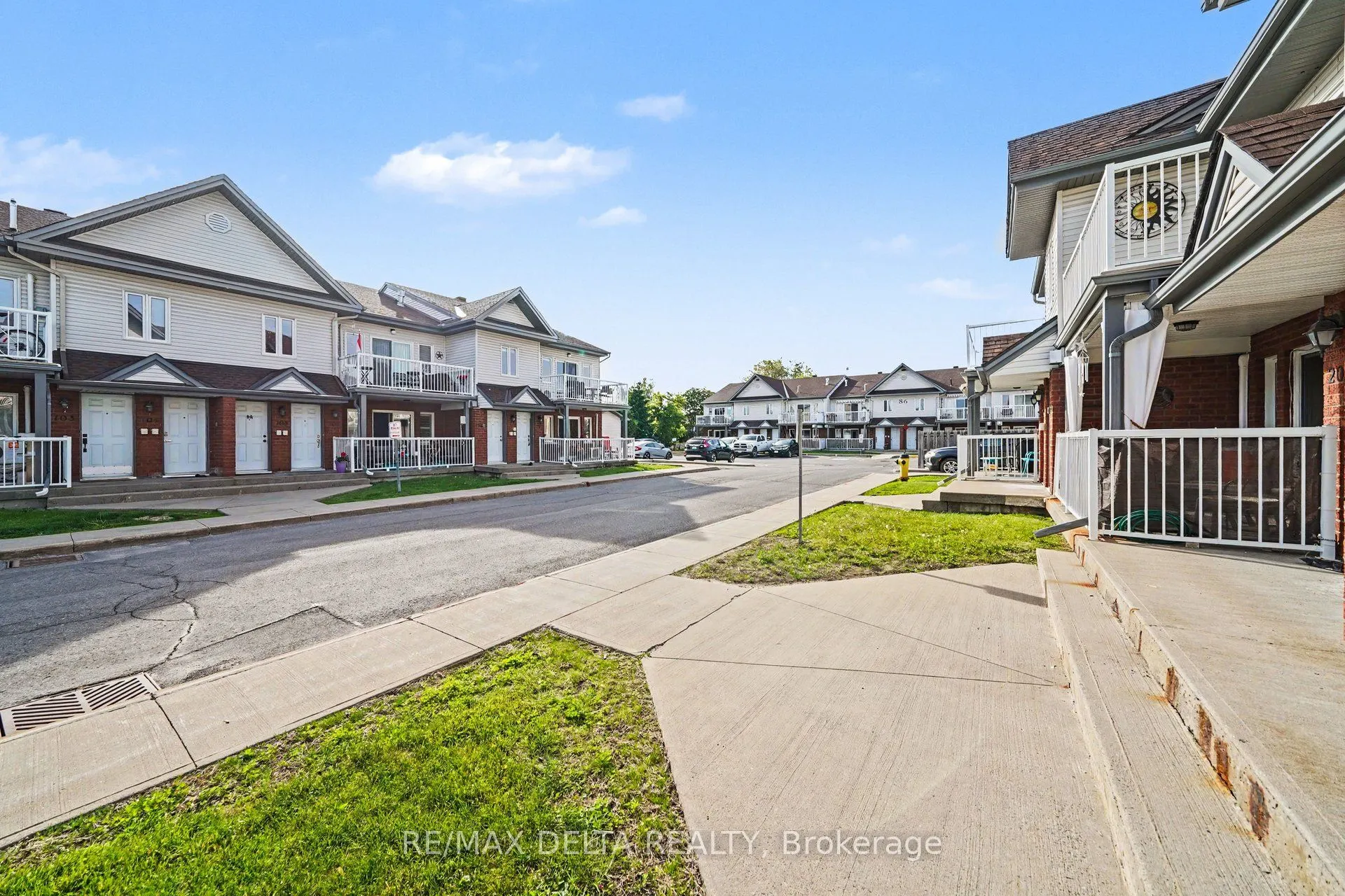 88 Lafleche Boulevard #204