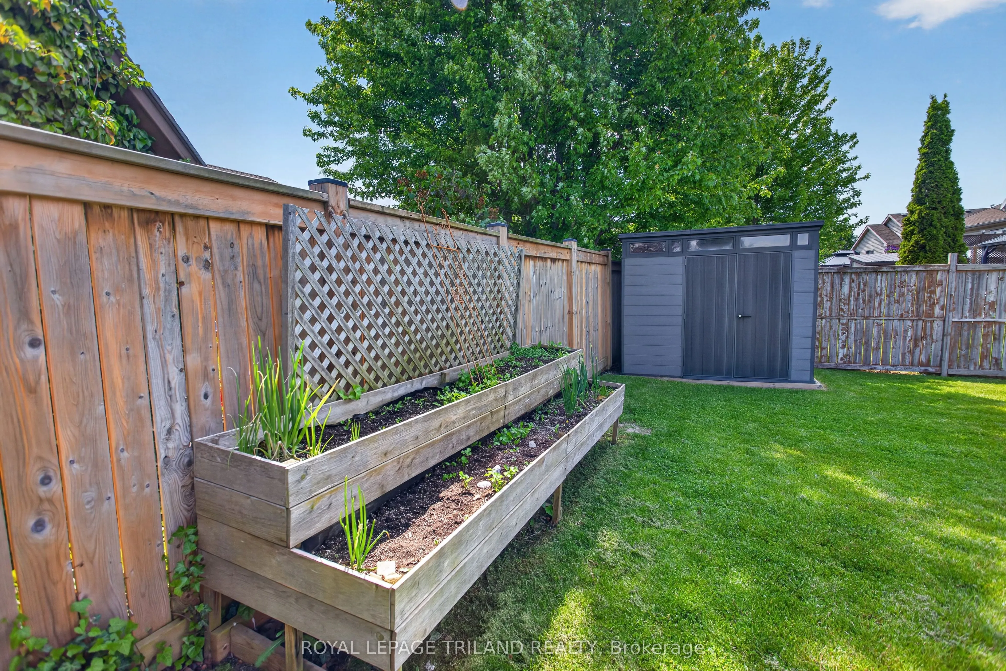48 Cottonwood Drive