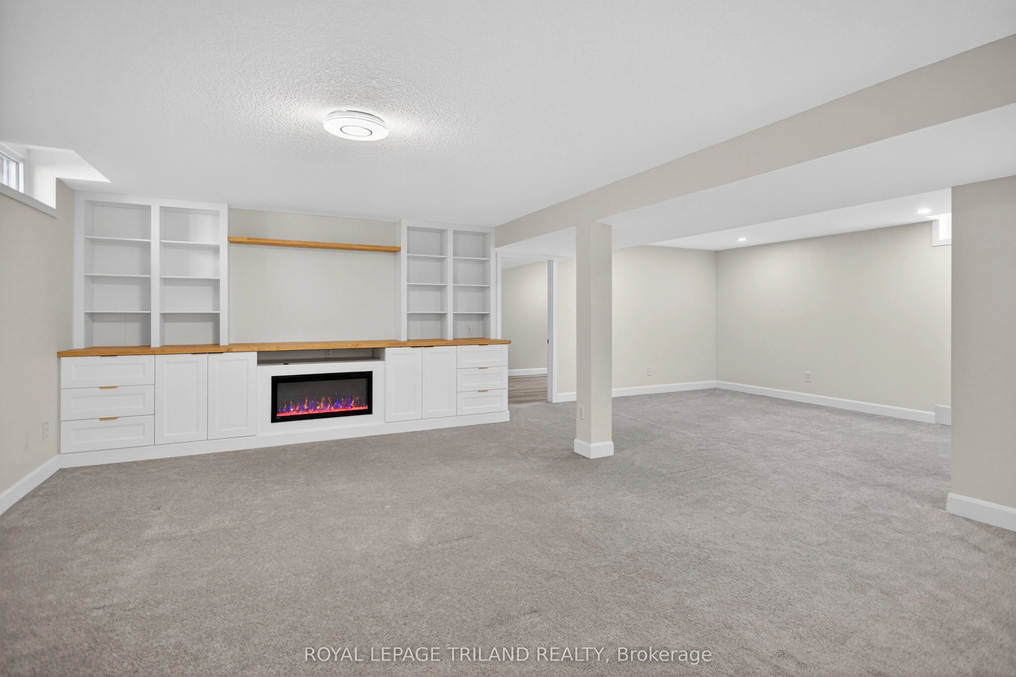 48 Cottonwood Drive