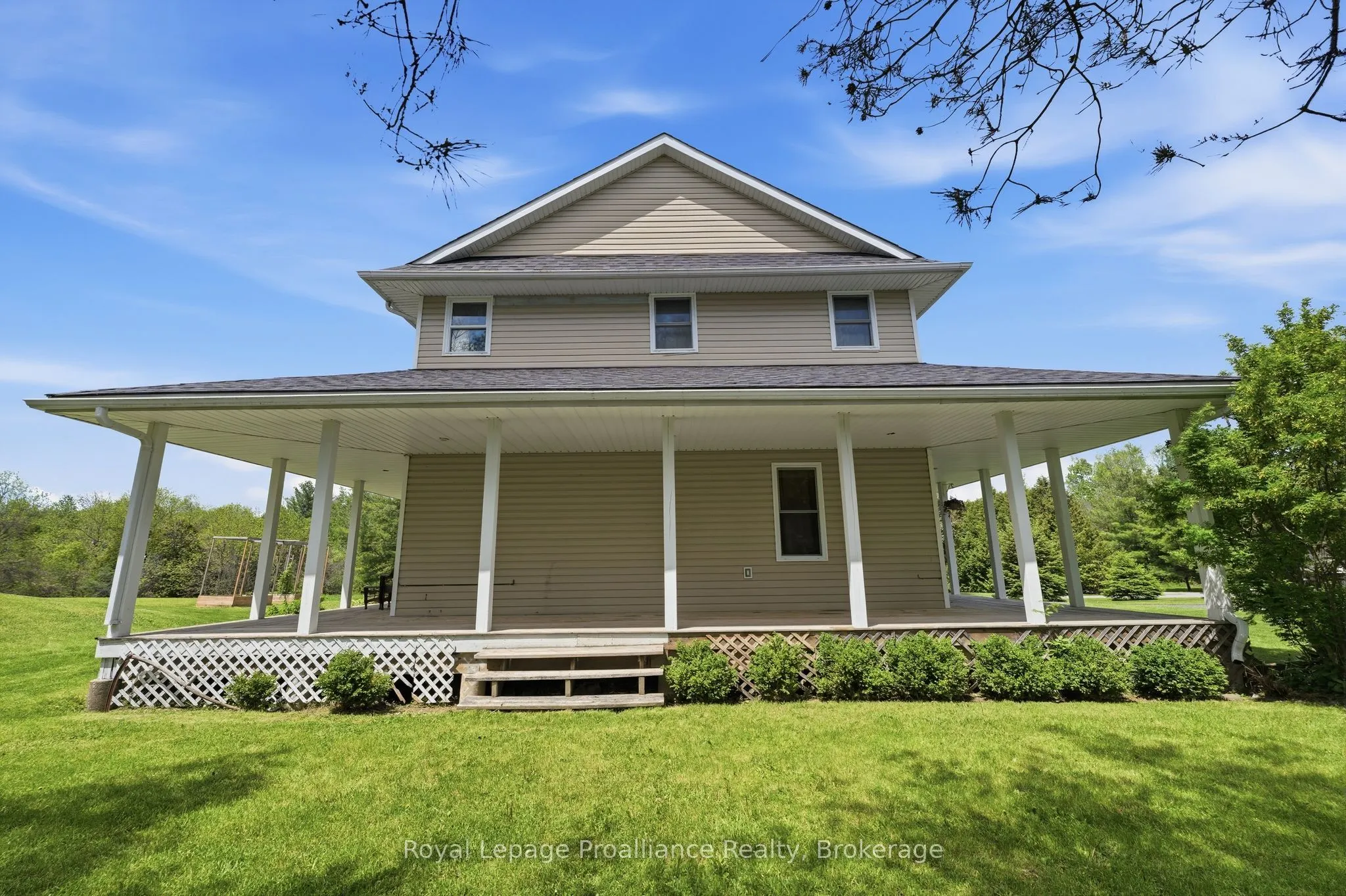 3937 Larose Crescent