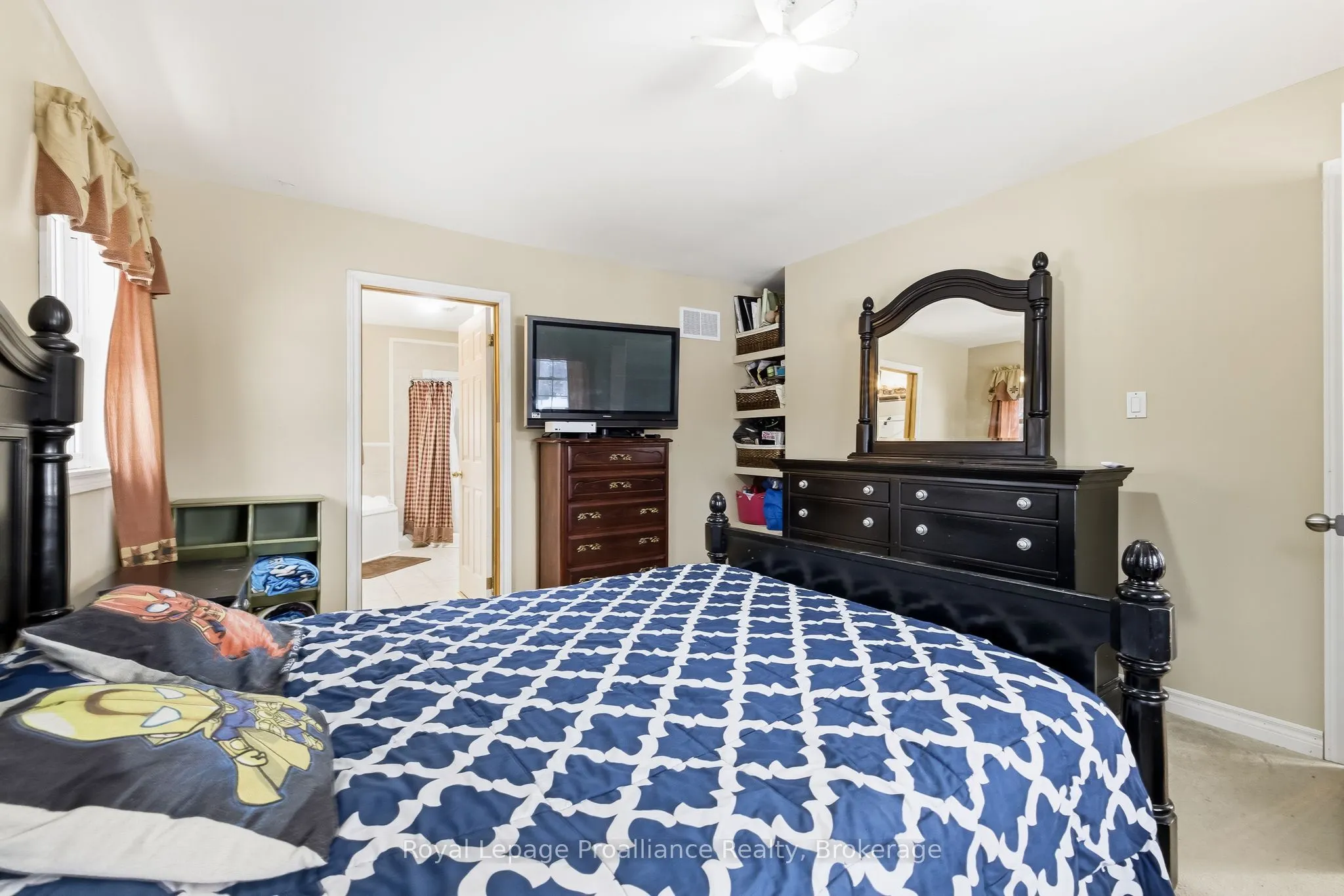 3937 Larose Crescent