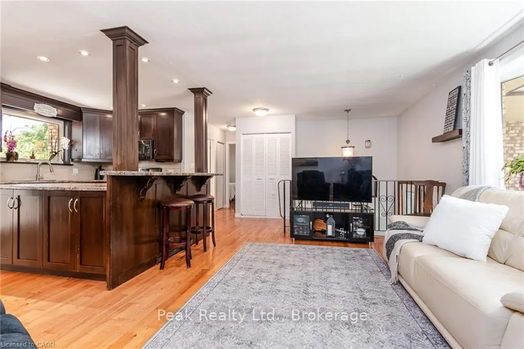 18 Mayberry Place