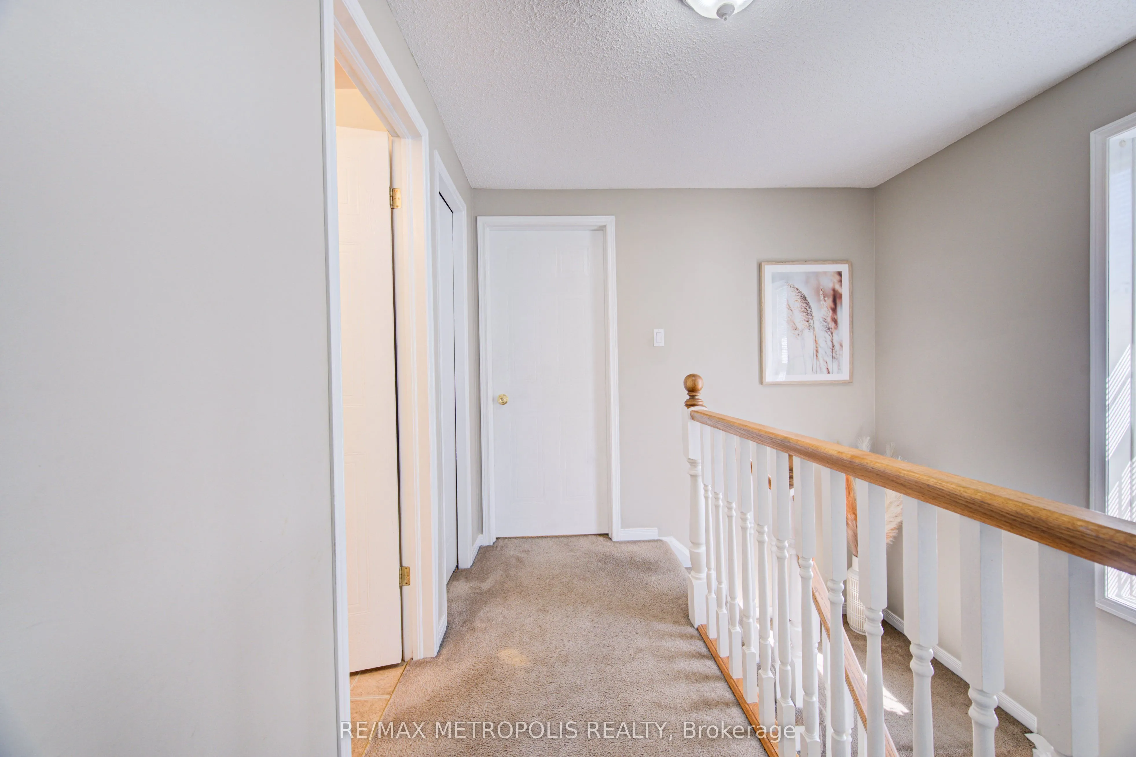 124 GOSLING Gardens #37