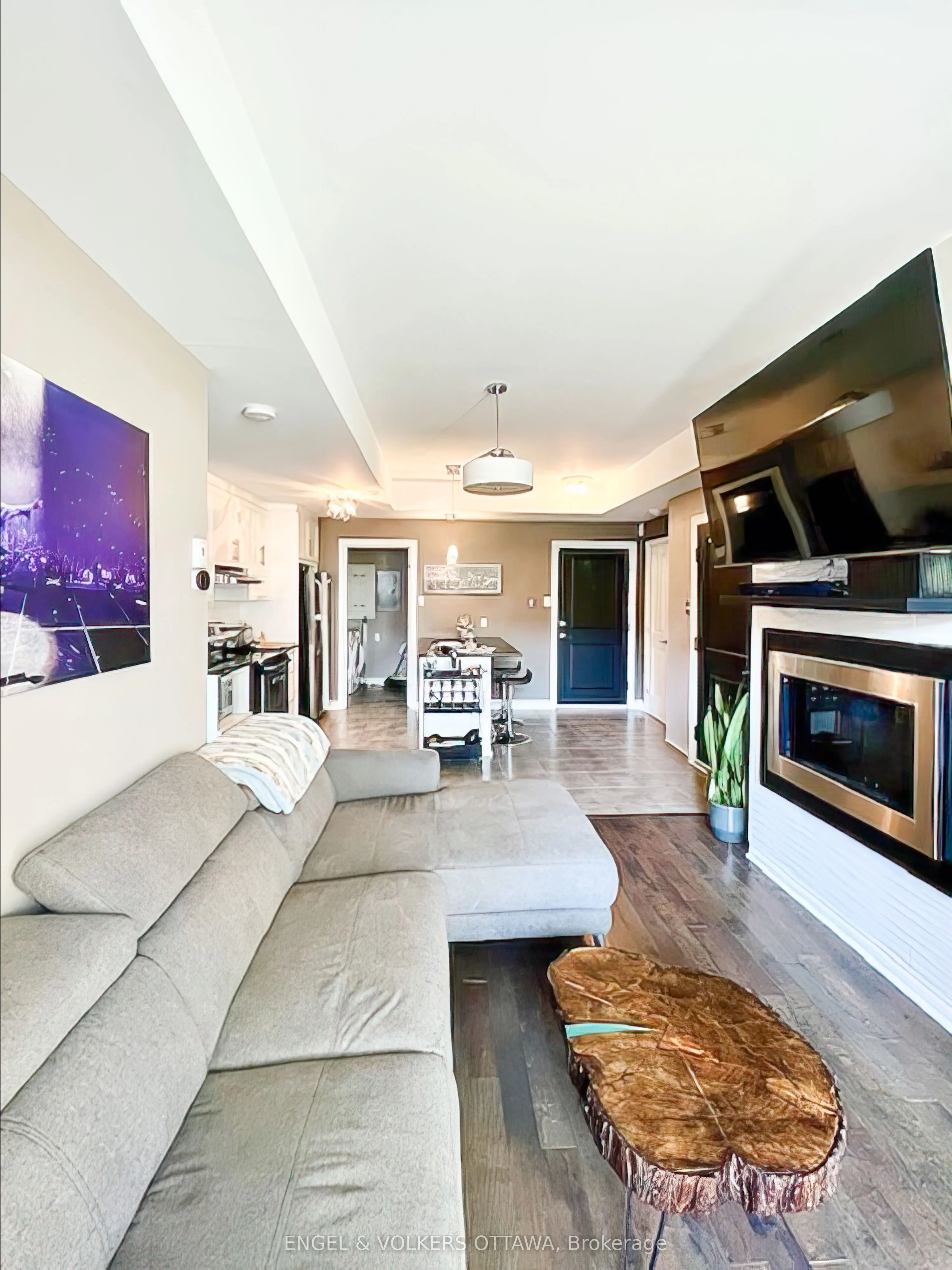 25 Earlton Private #1