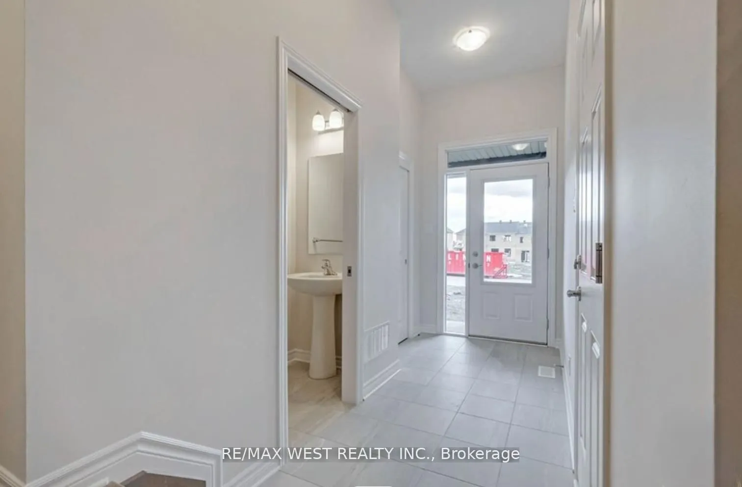 1026 Kijik Crescent