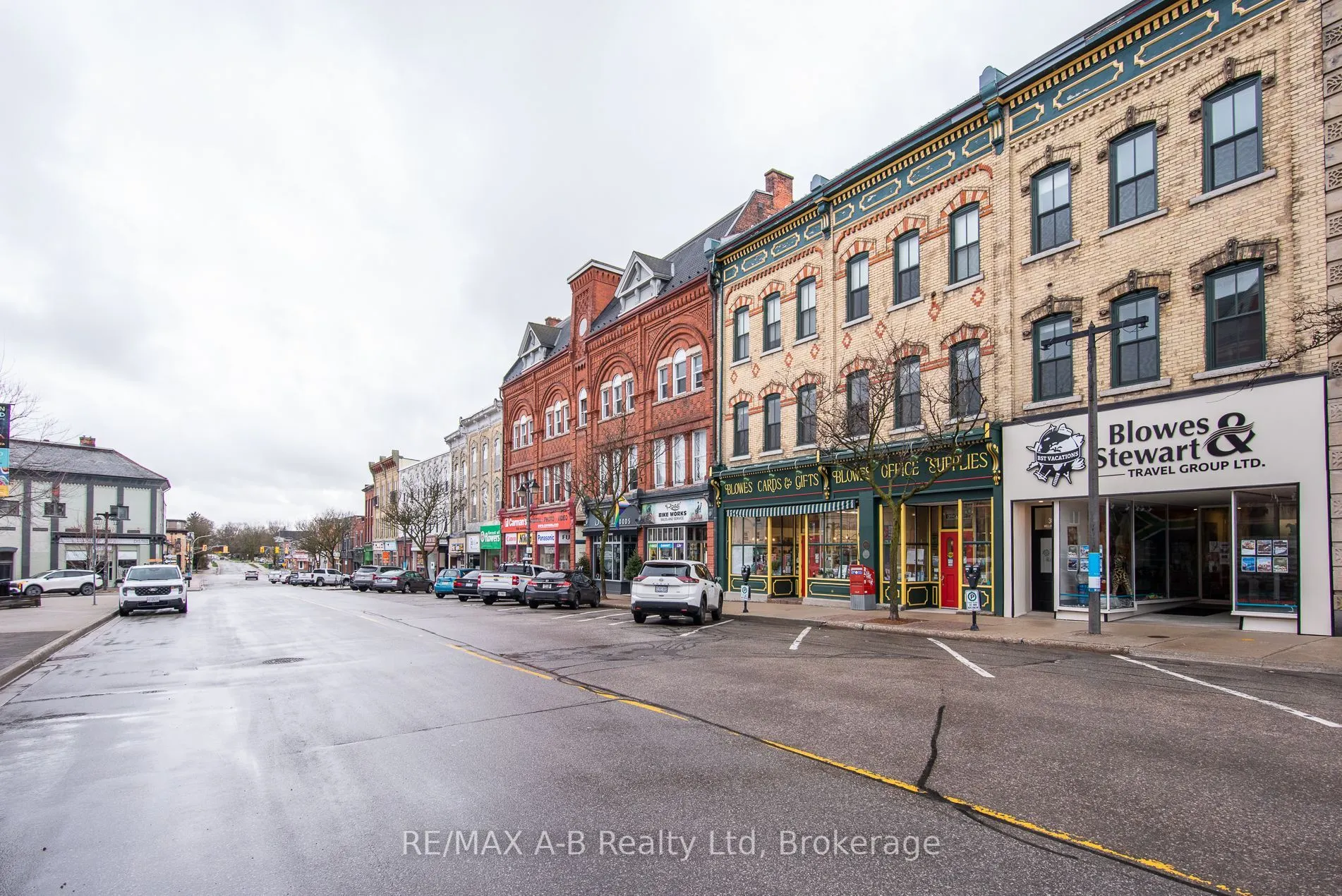 66 WELLINGTON Street ##201