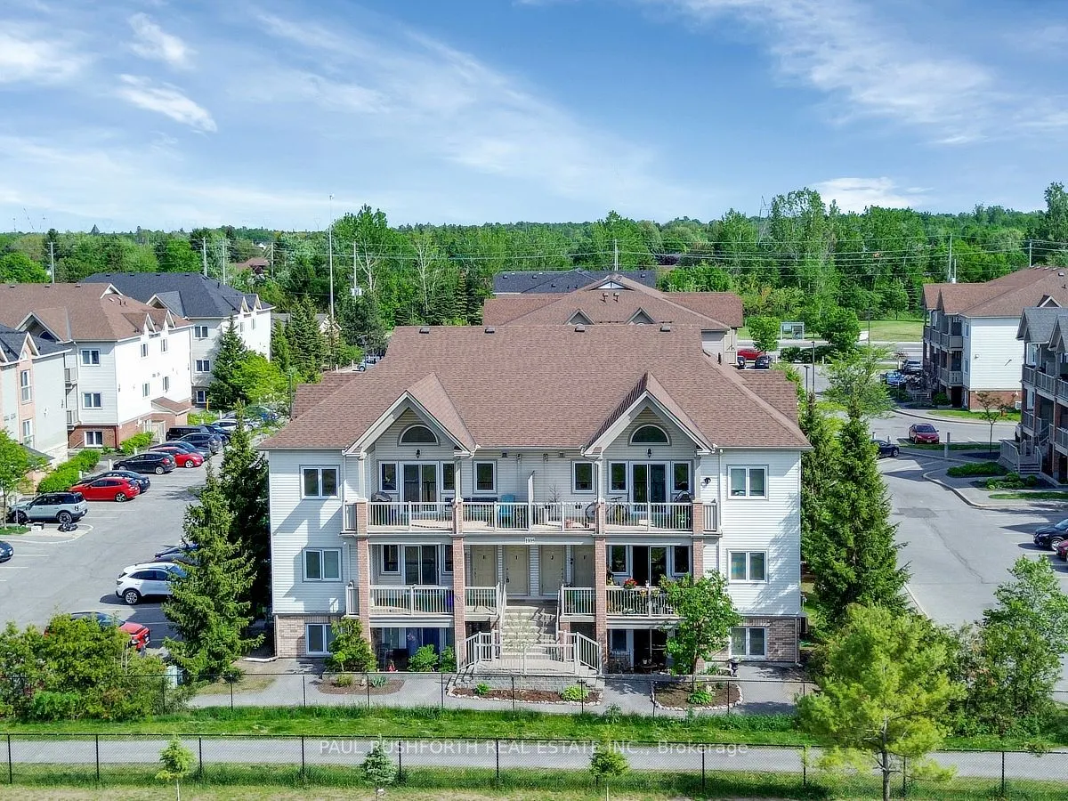 1105 Stittsville Main Street #F