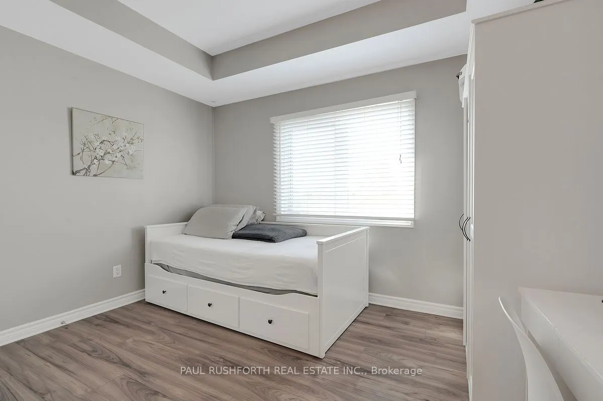 1105 Stittsville Main Street #F