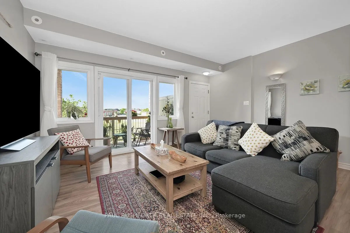 1105 Stittsville Main Street #F
