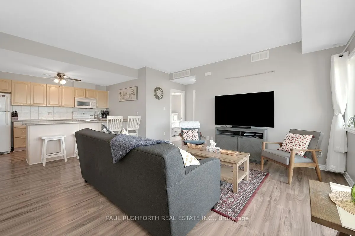 1105 Stittsville Main Street #F