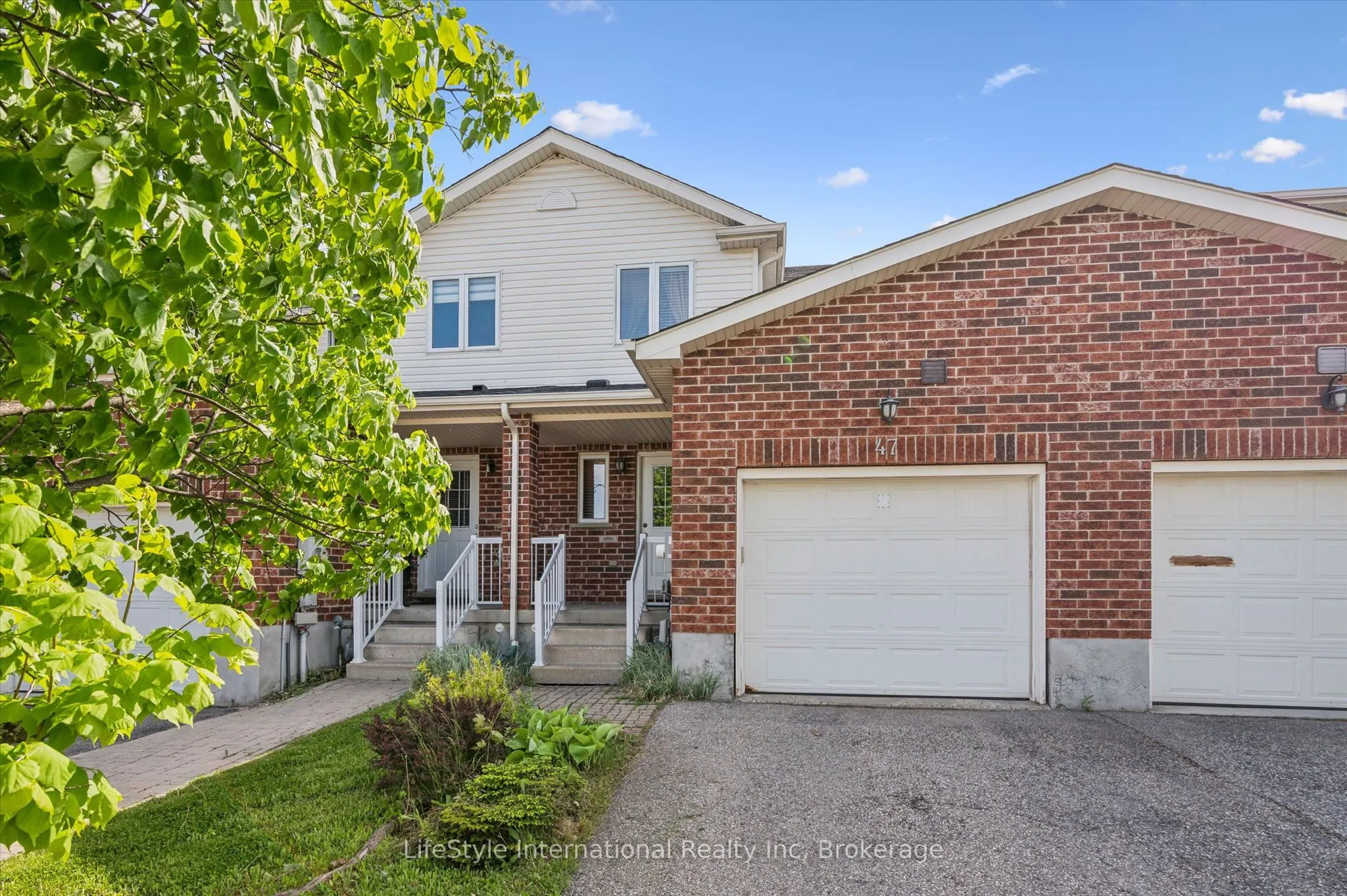 47 HASLER Crescent