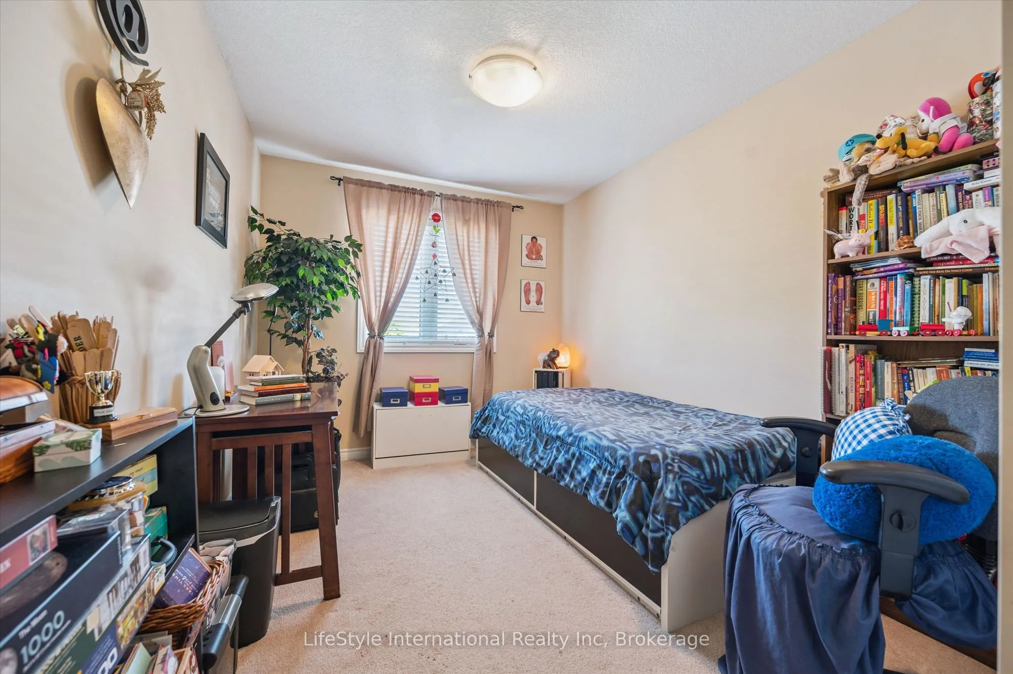 47 HASLER Crescent