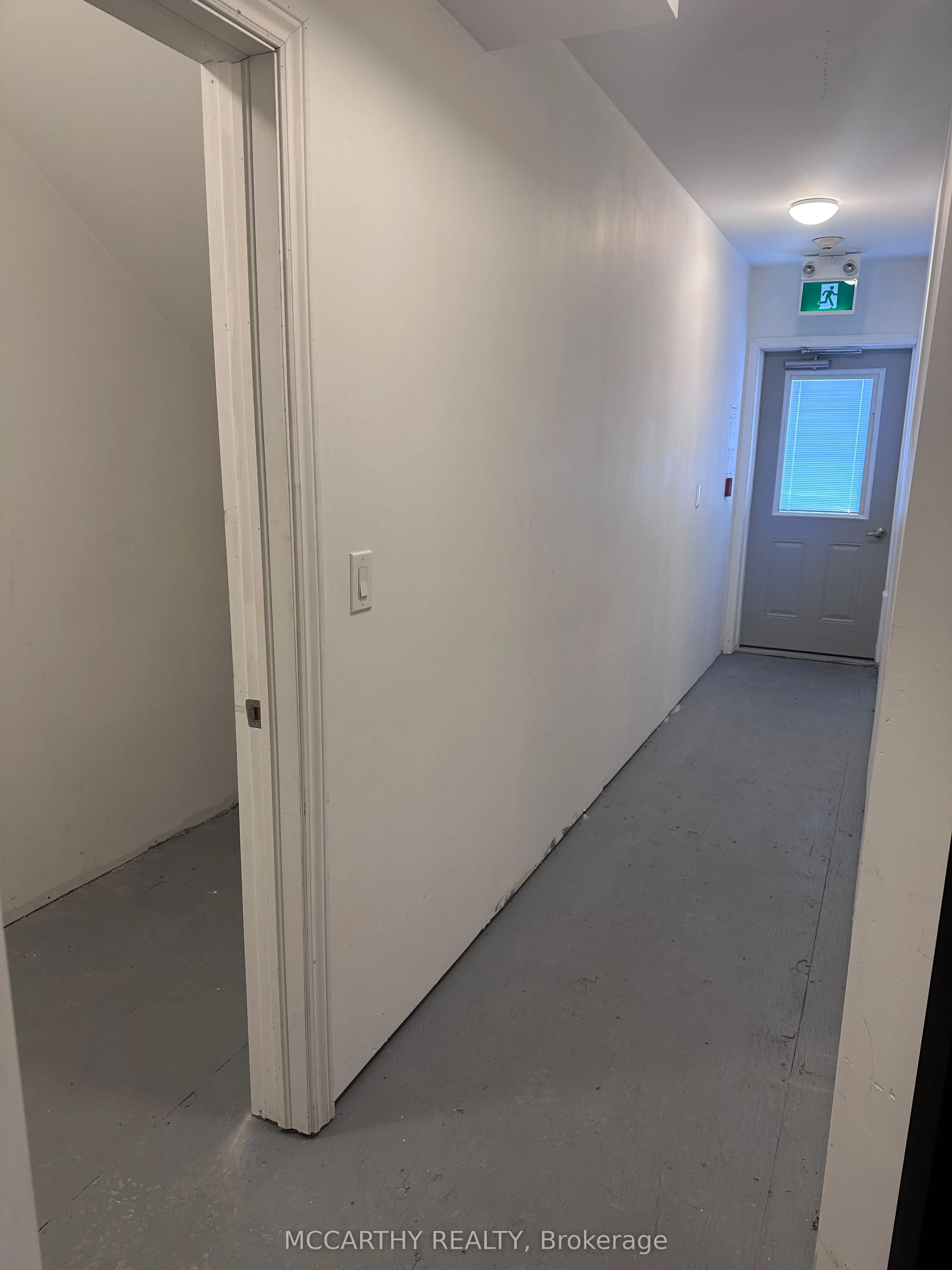 138 Main Street W #104
