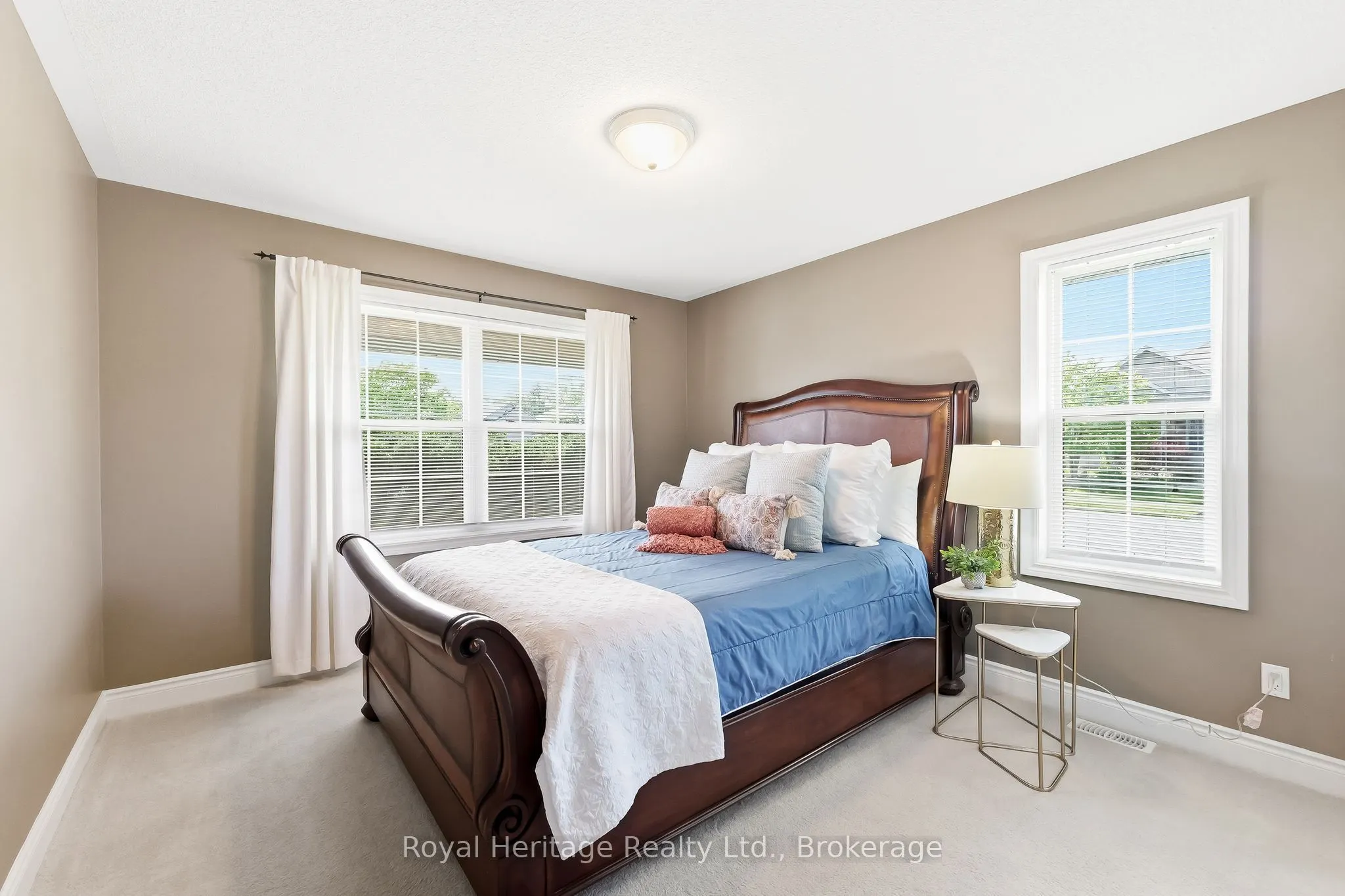 2 Cortland Way