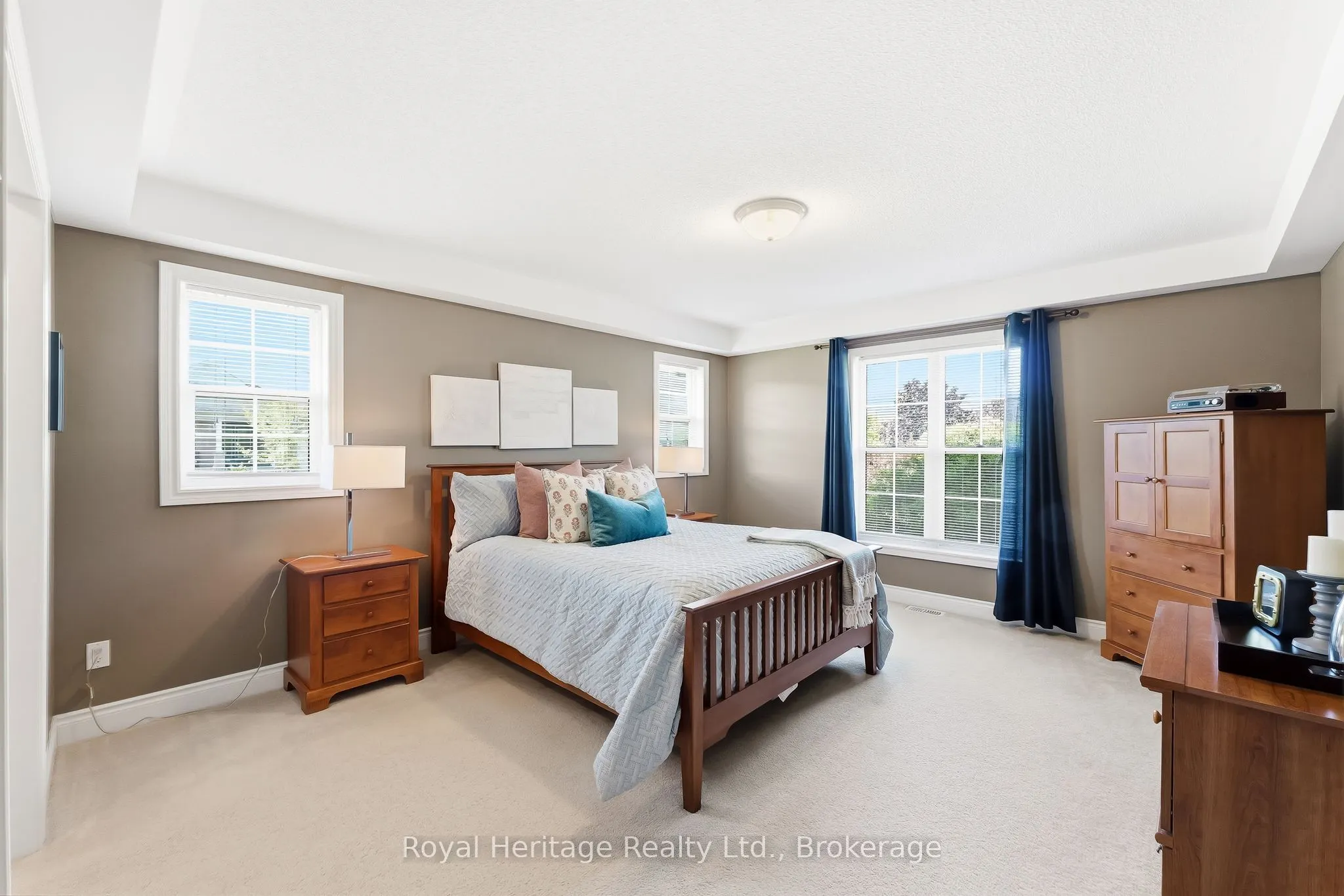 2 Cortland Way