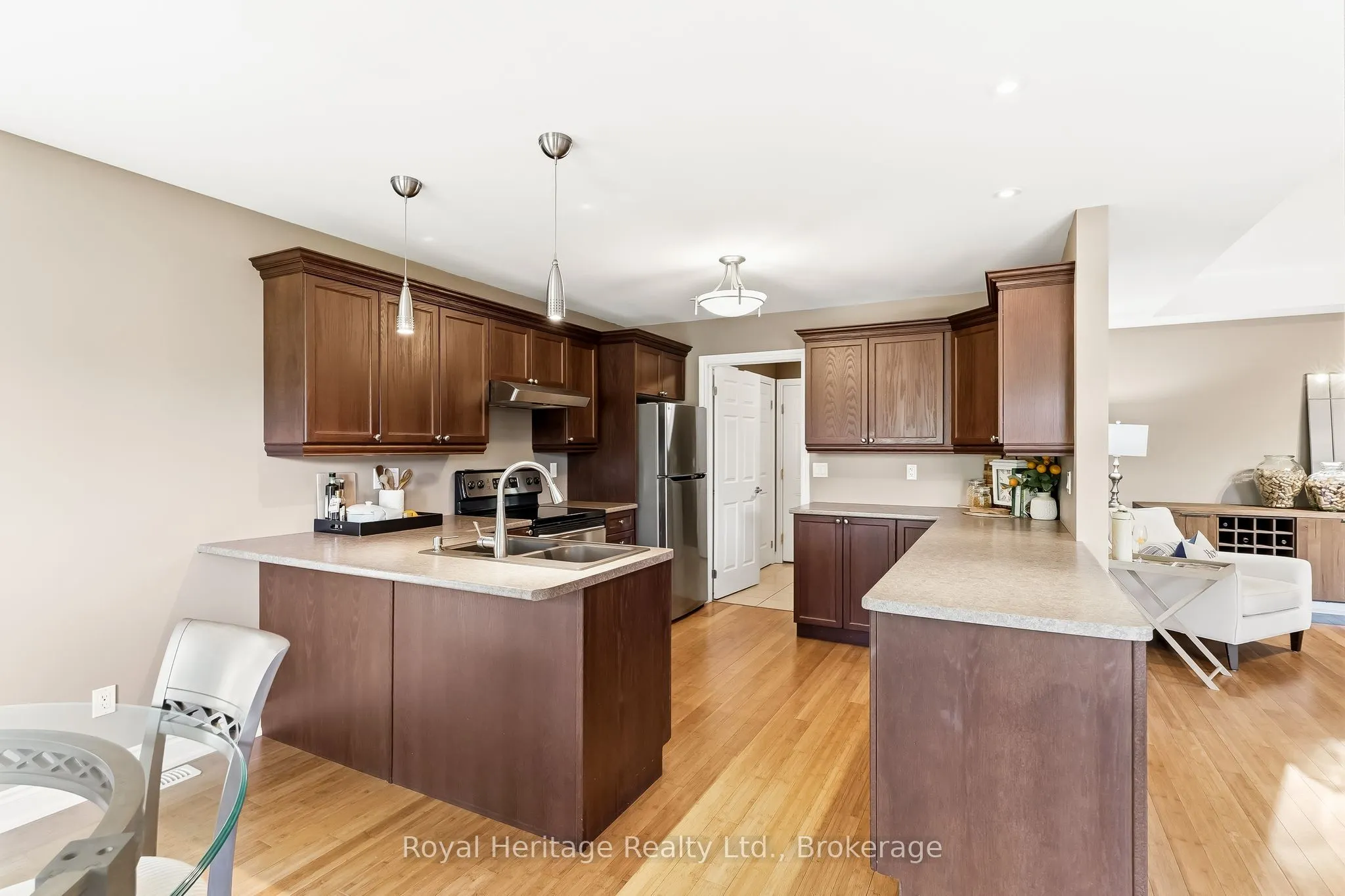 2 Cortland Way