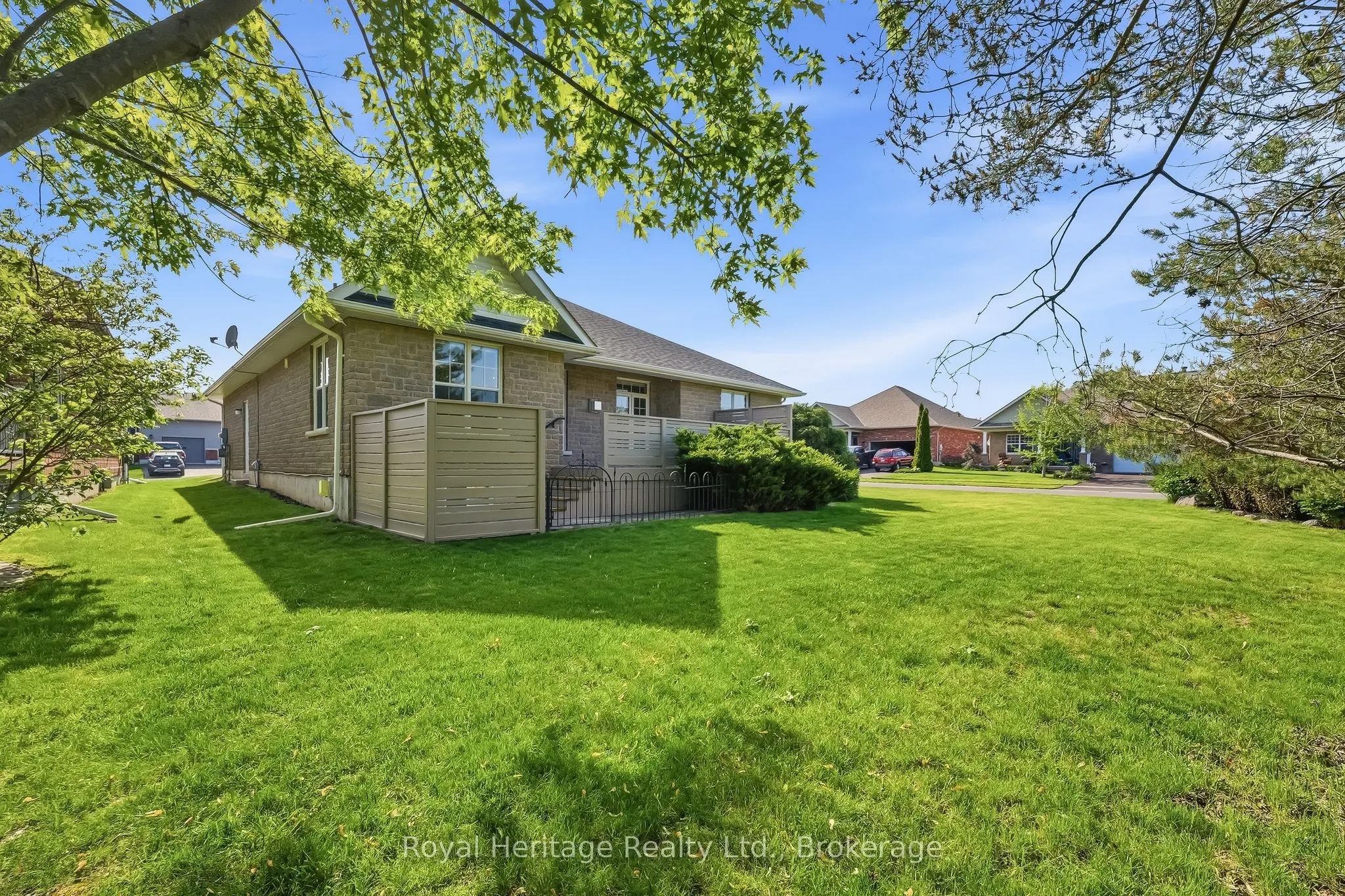 2 Cortland Way