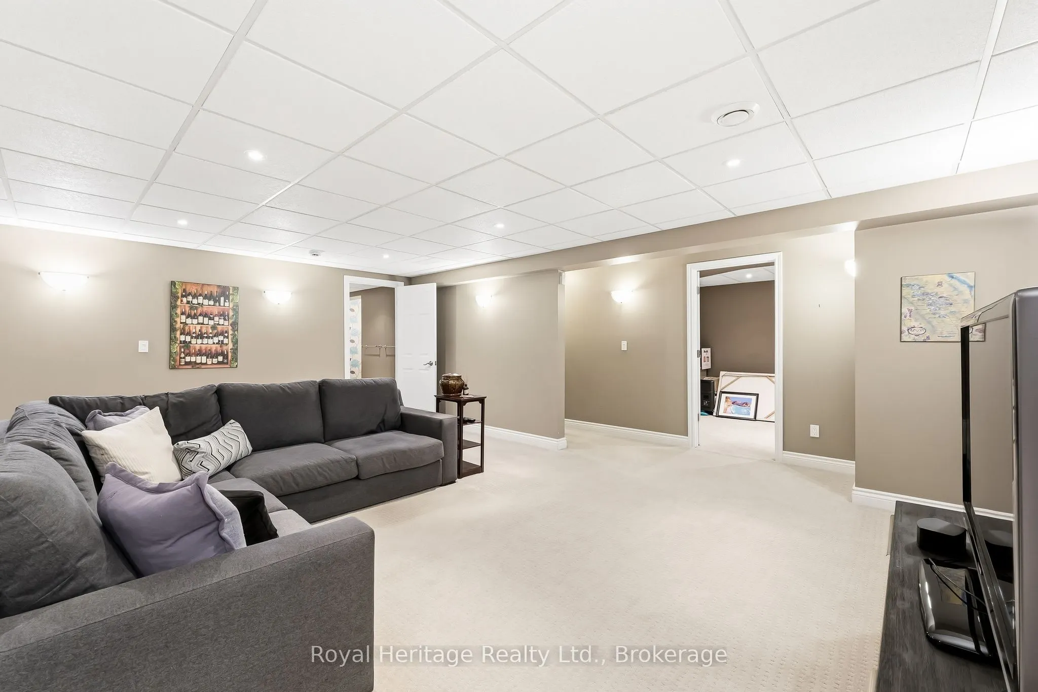 2 Cortland Way