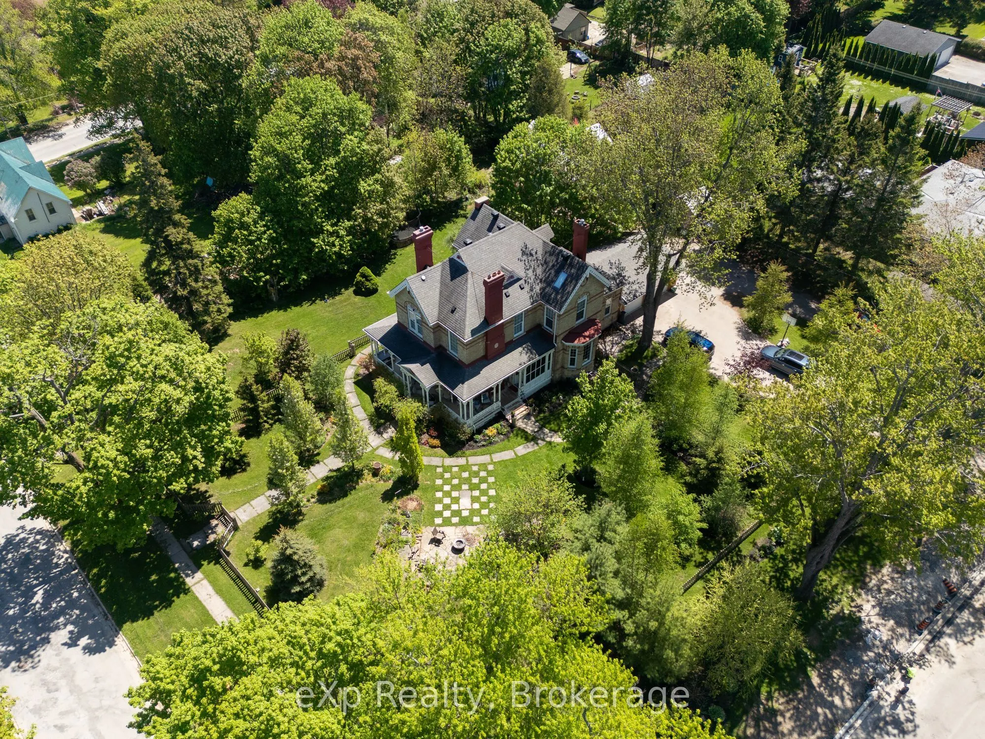 285 Mary Street