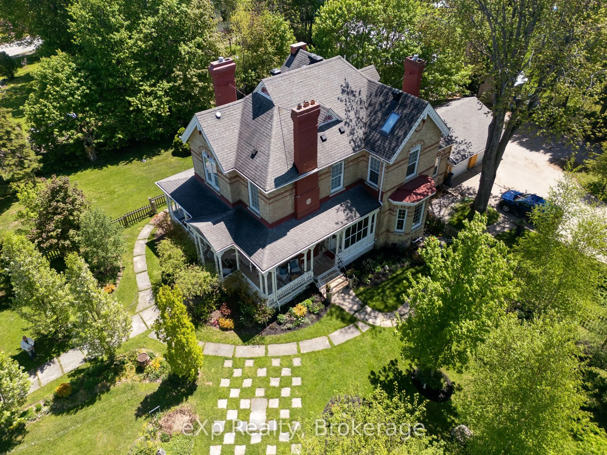285 Mary Street